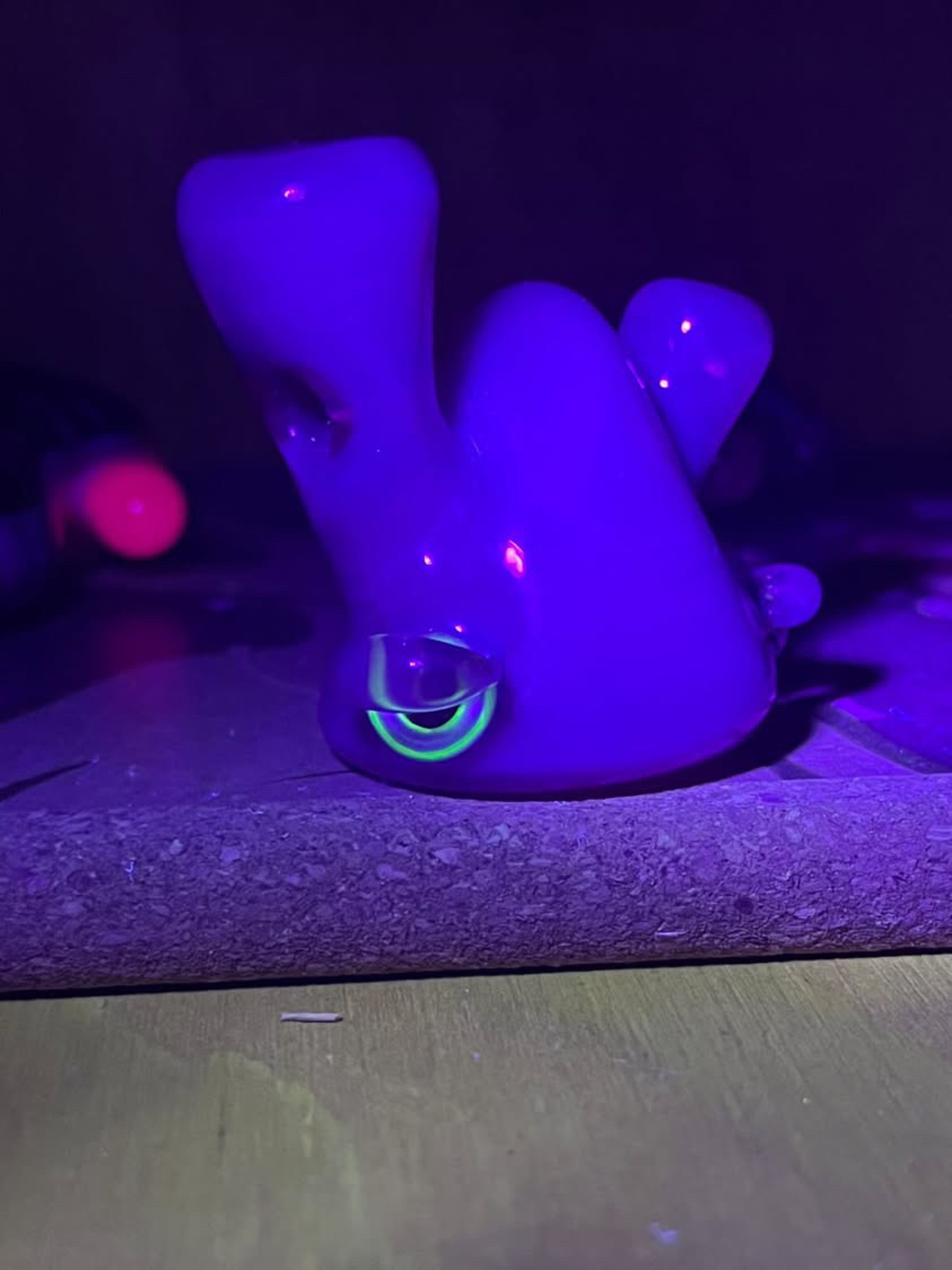 Preview pic of Lerk_the_world pendant