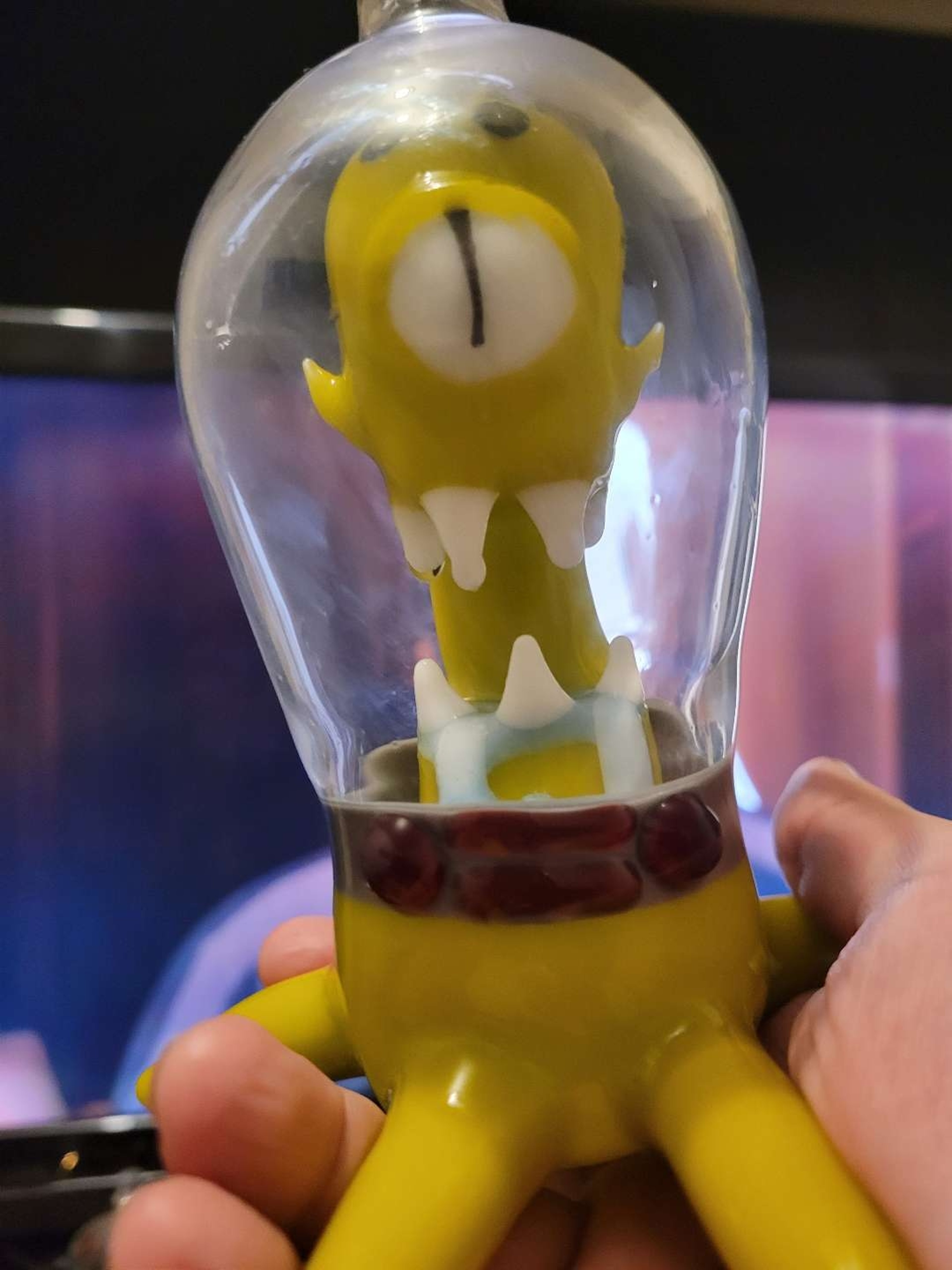 Preview pic of Simpson heady glass