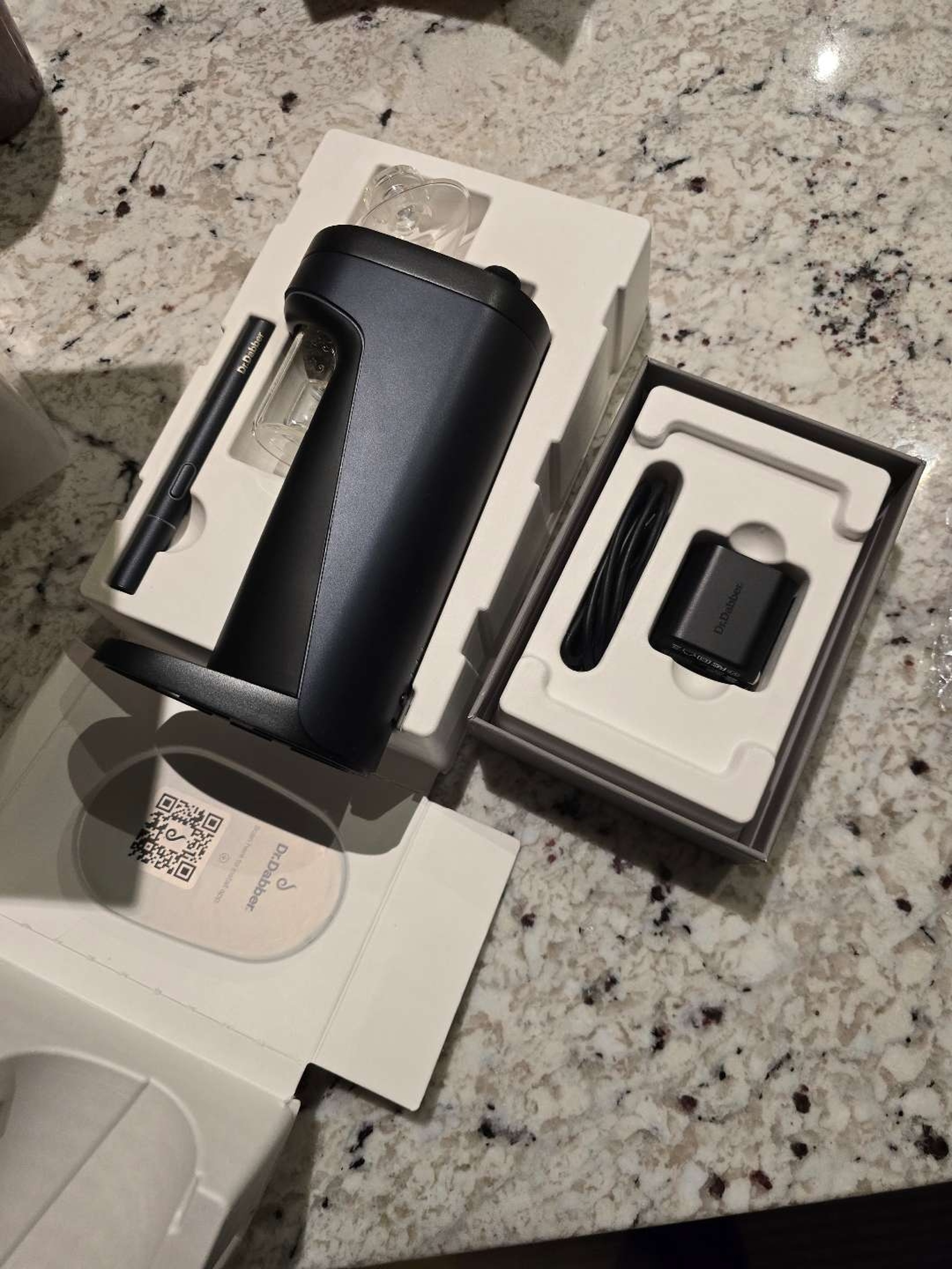 Preview pic of Dr Dabber switch 2 used