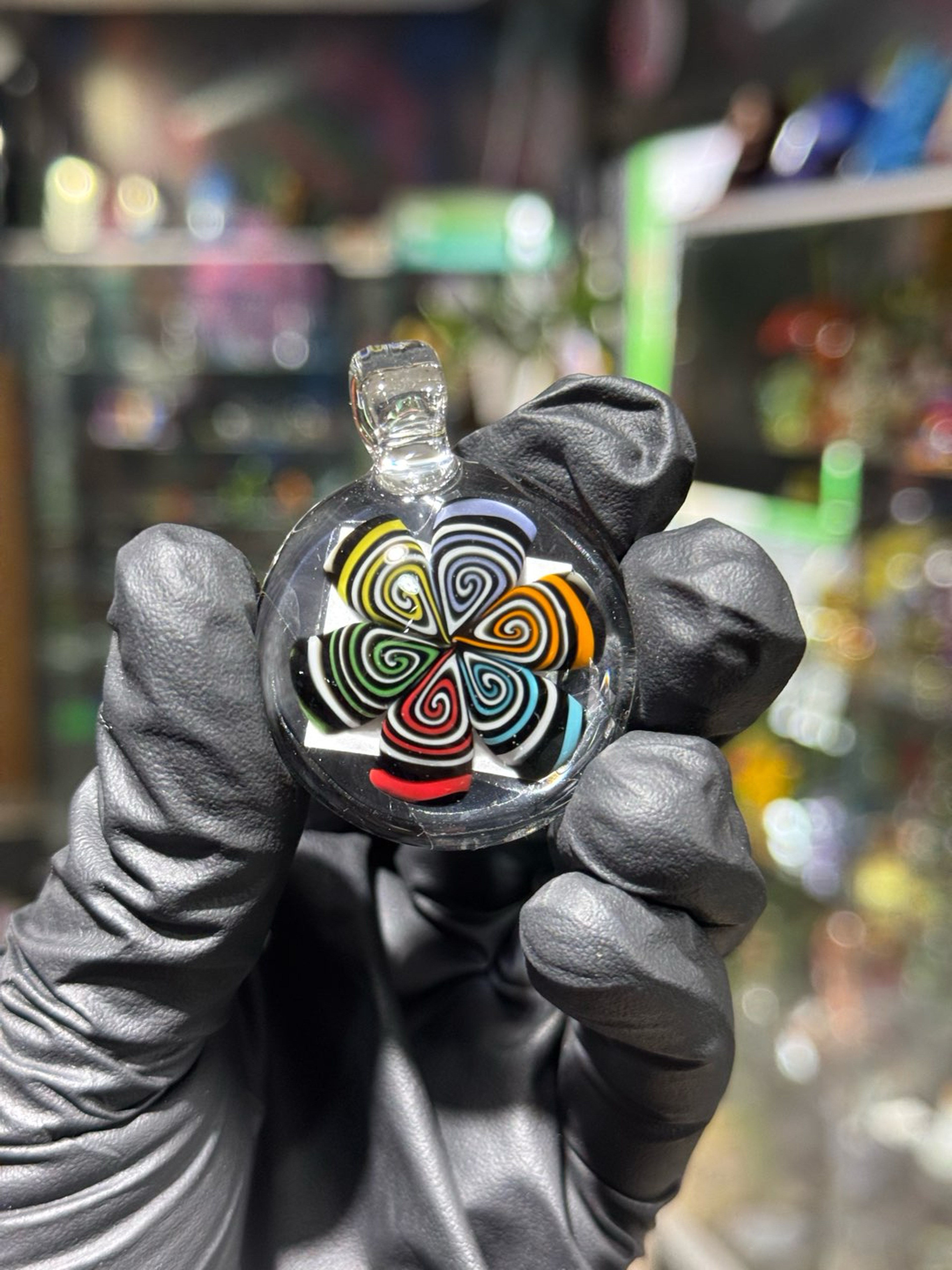 Preview pic of Thumbprint pendant from Chunk Glass