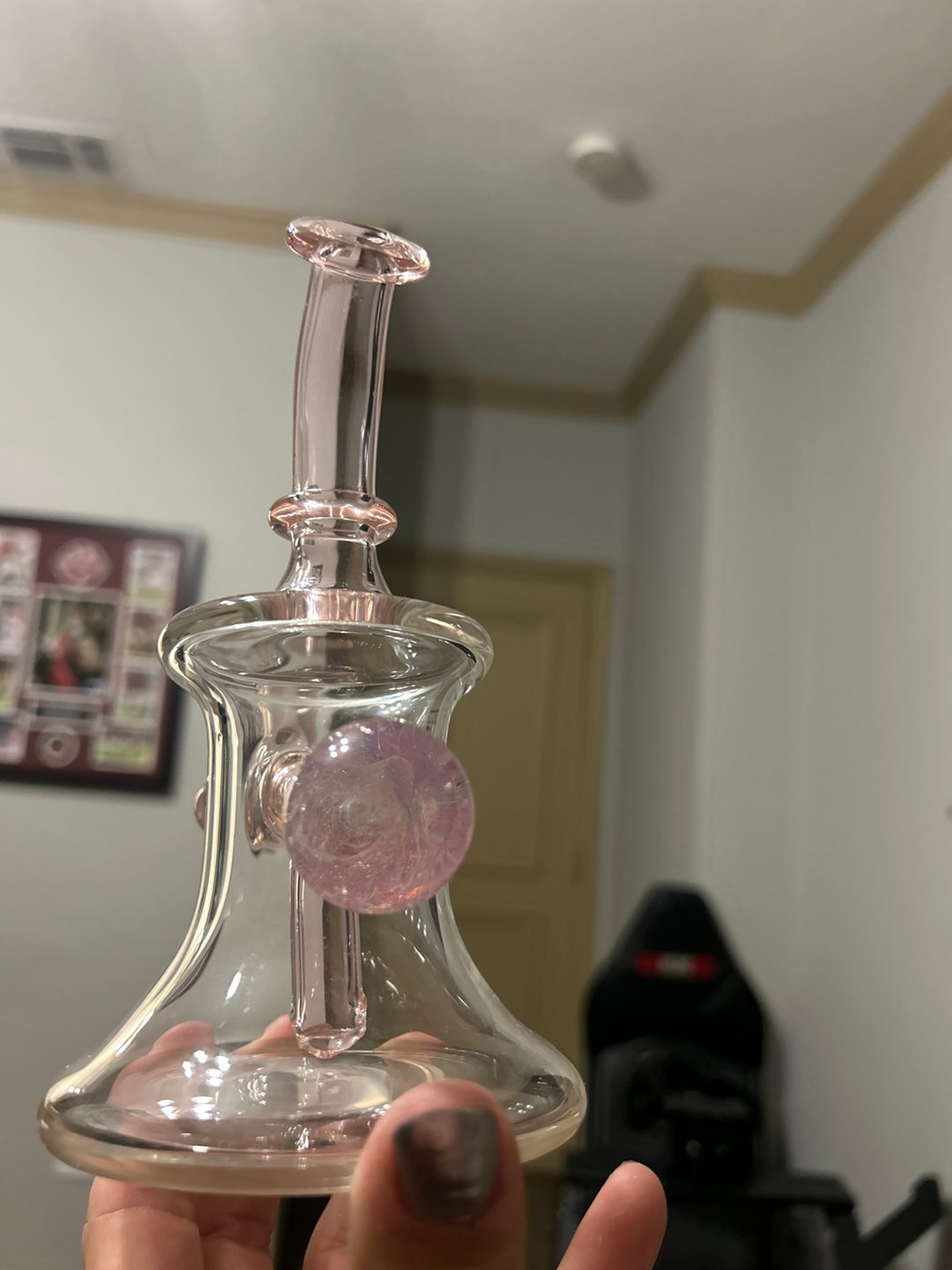 Preview pic of Boss Hass banger hanger