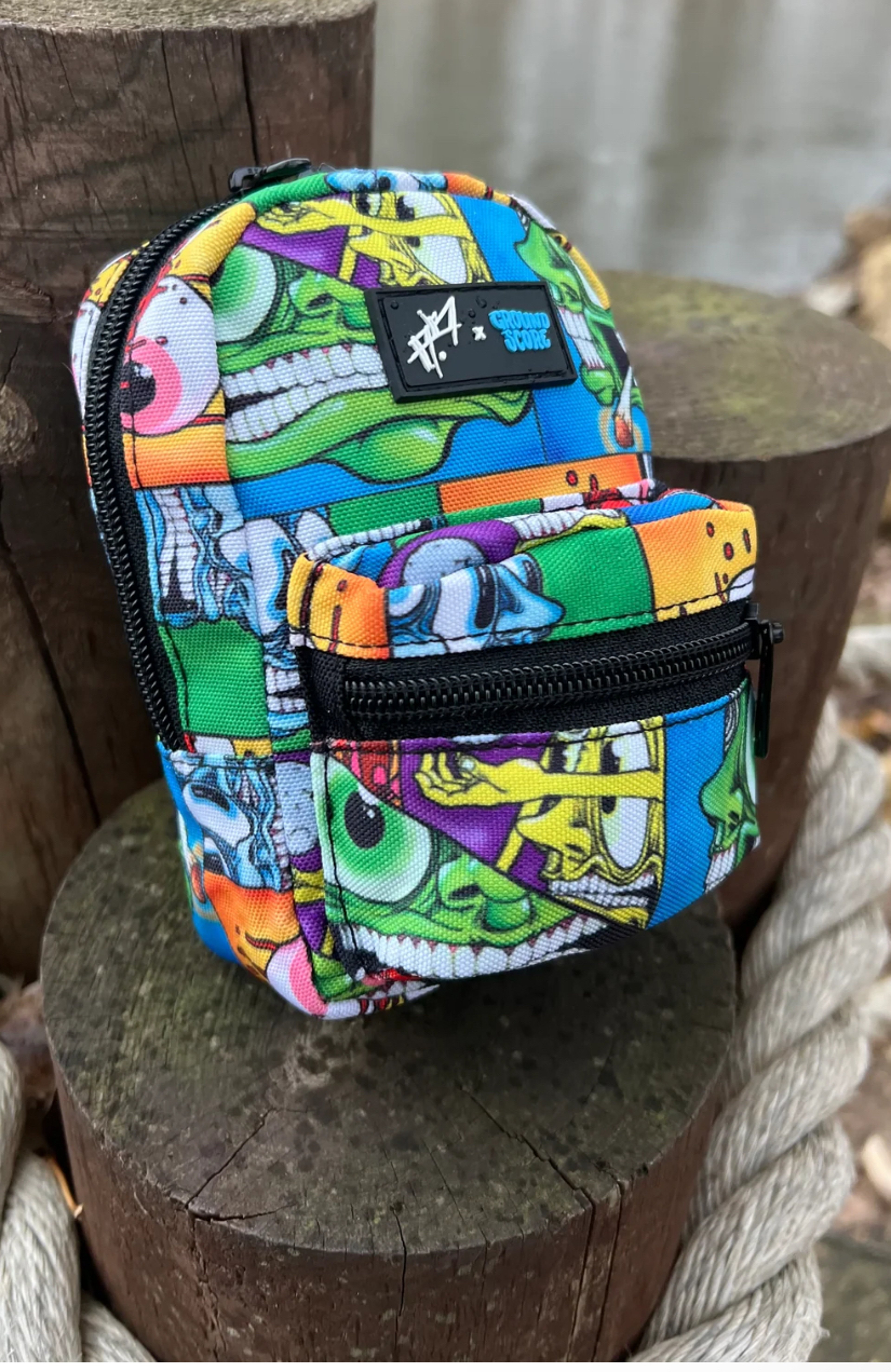 Preview pic of Aaron brooks team mini back pack! Uv reactive!