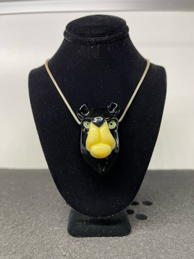 Preview pic of Coyle Bear Head Pendant 3