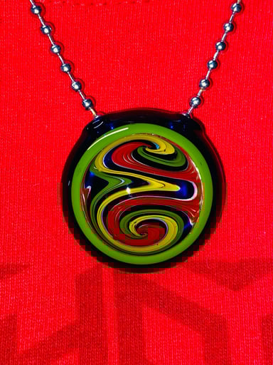 Preview pic of Heady Inside-out Letter E Pendant