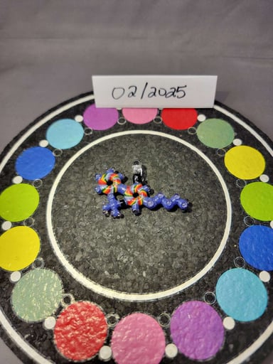 Preview pic of Kaja Glass THC molecule Pendant