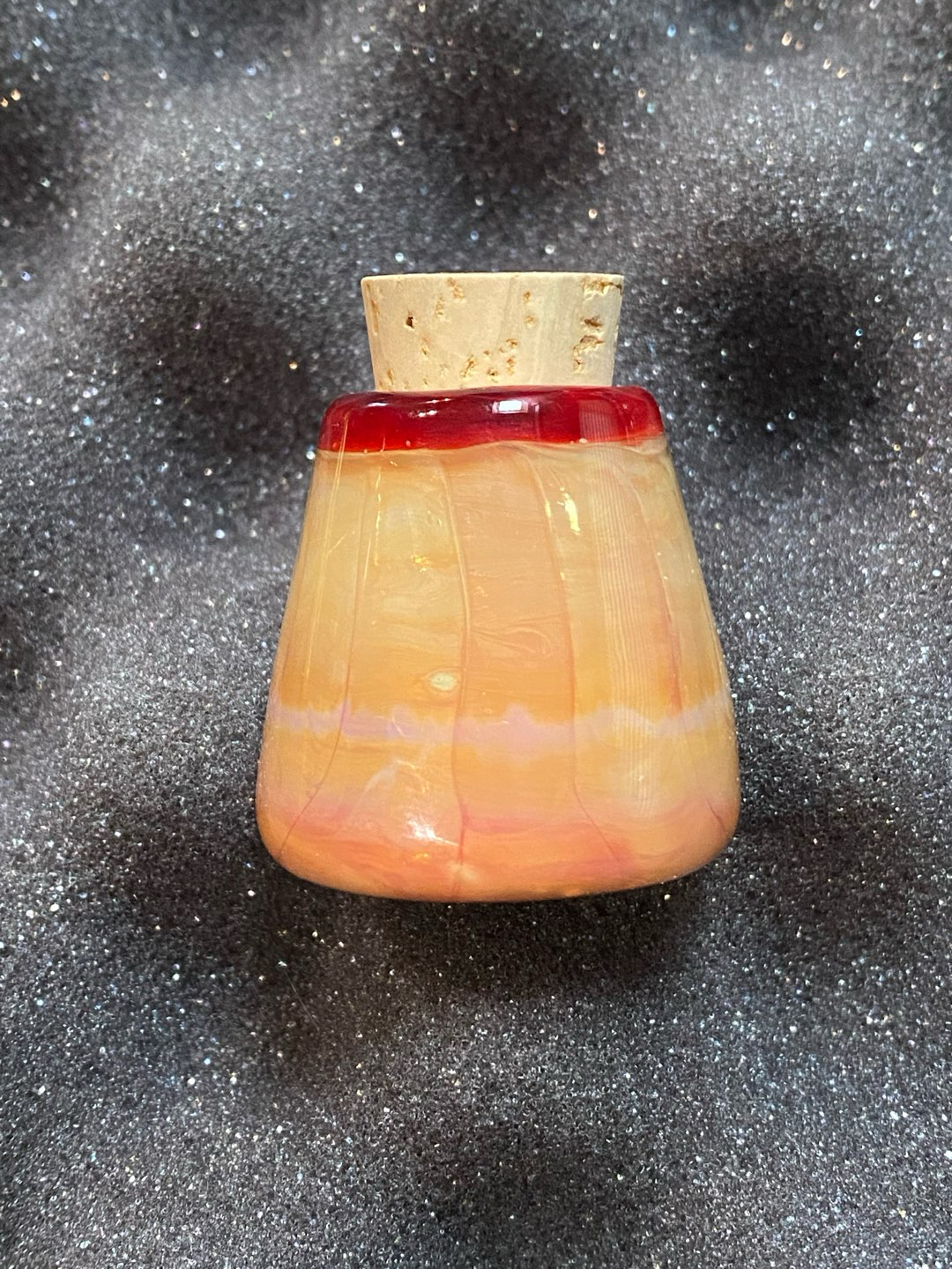 Preview pic of Tapered jar