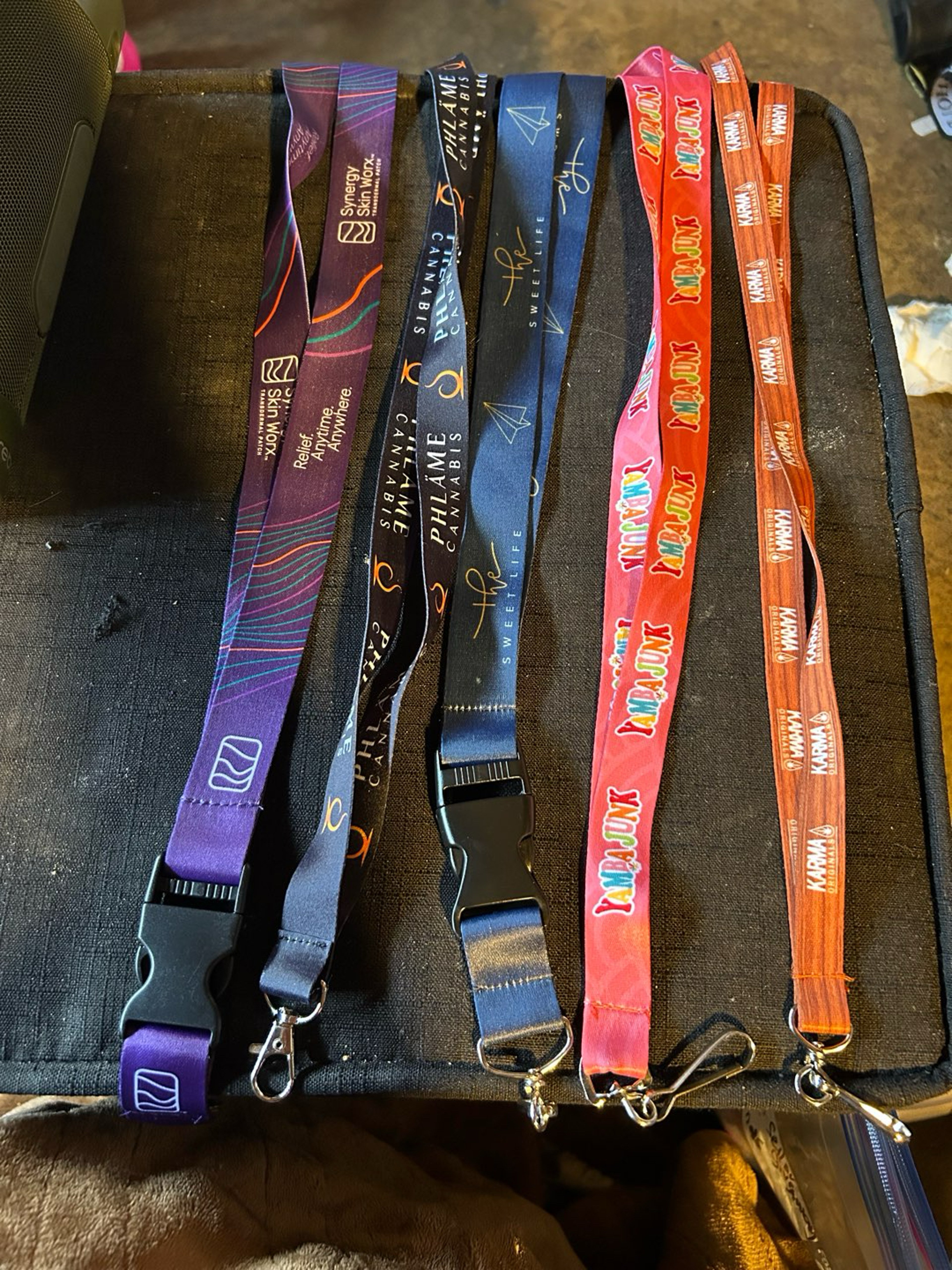Preview pic of Lanyards for glass products