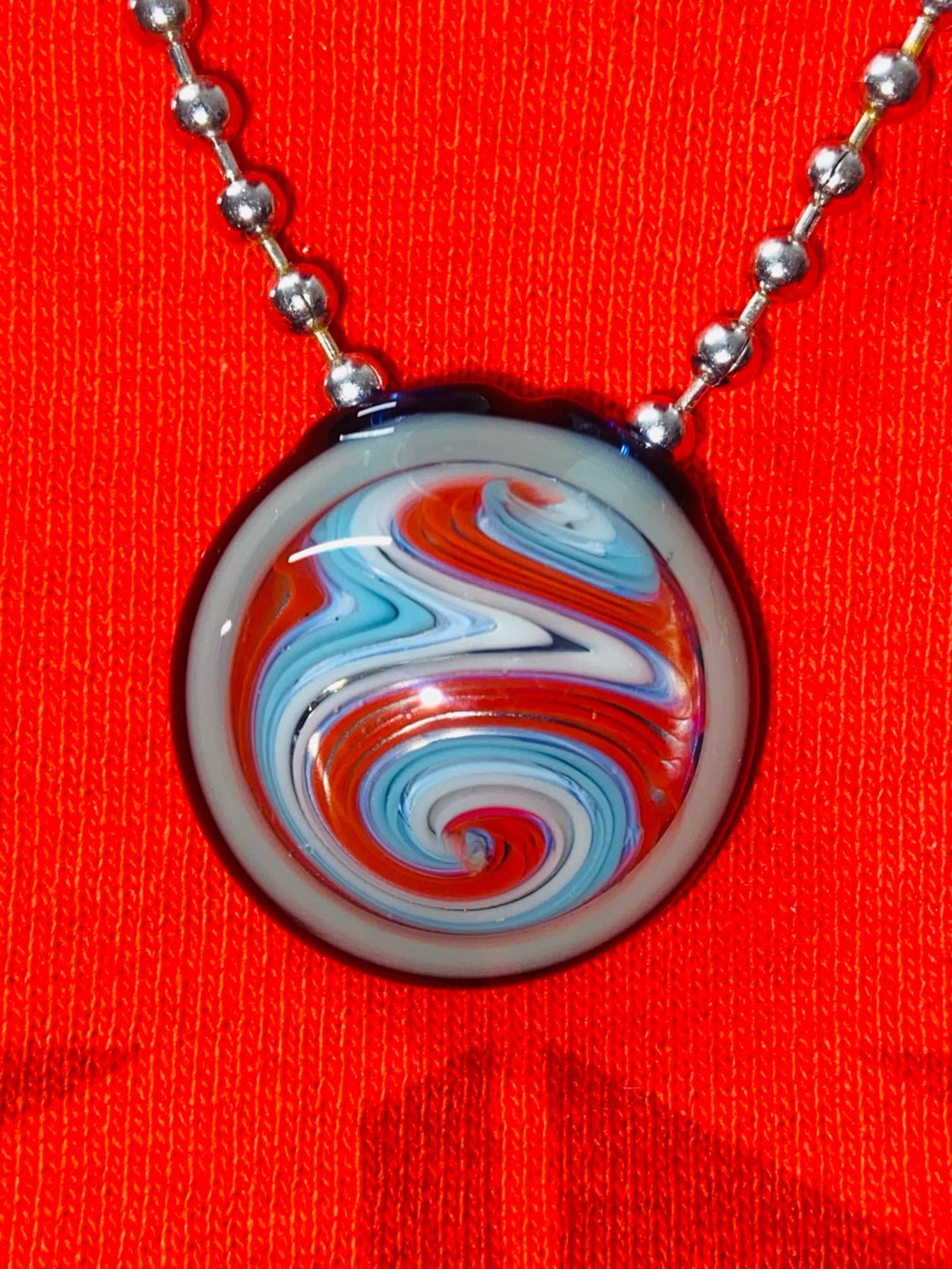 Preview pic of Heady UV Inside-out Letter E Pendant