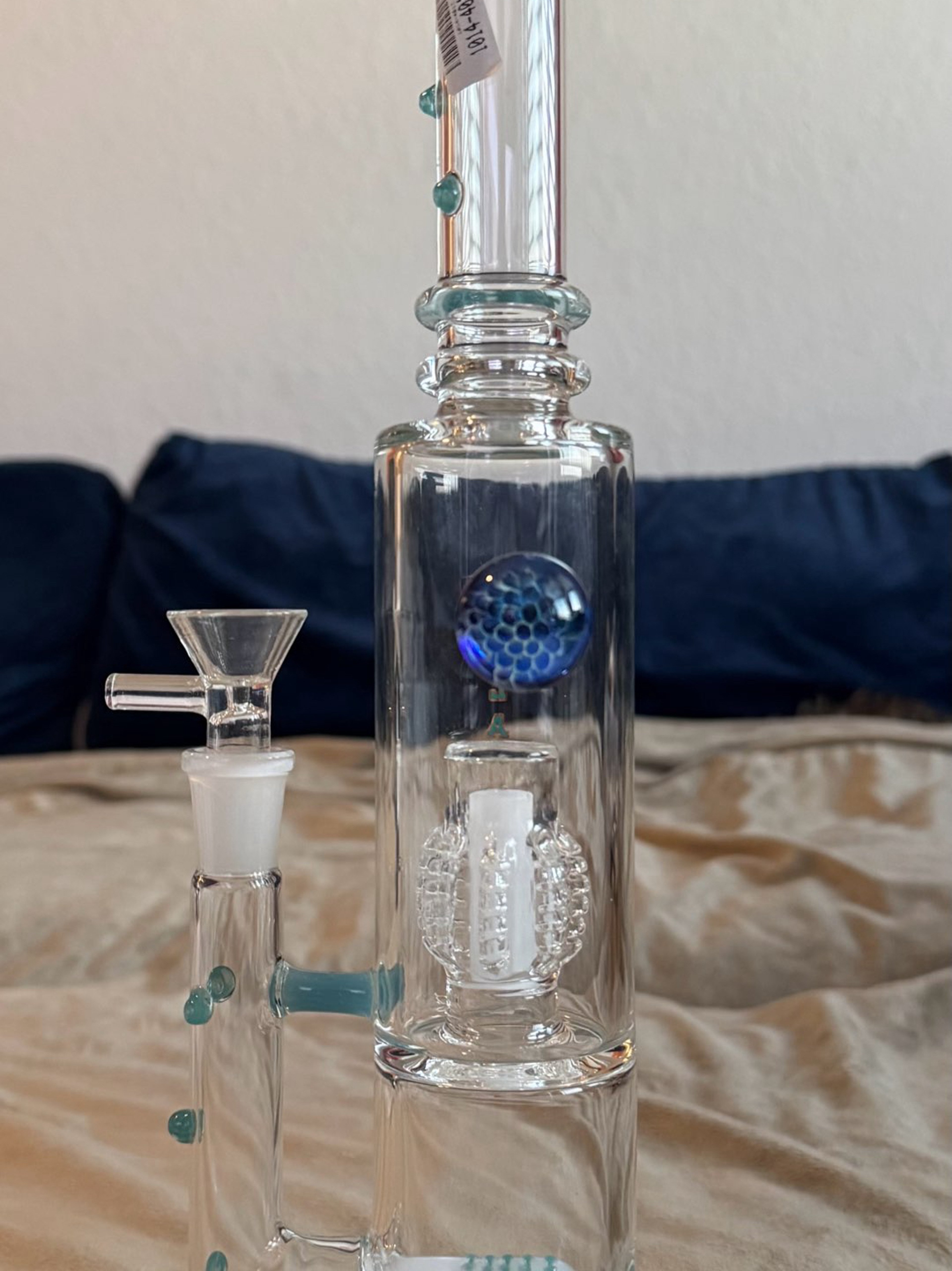 Preview pic of 4 High Quality Water Pipes + Accessories