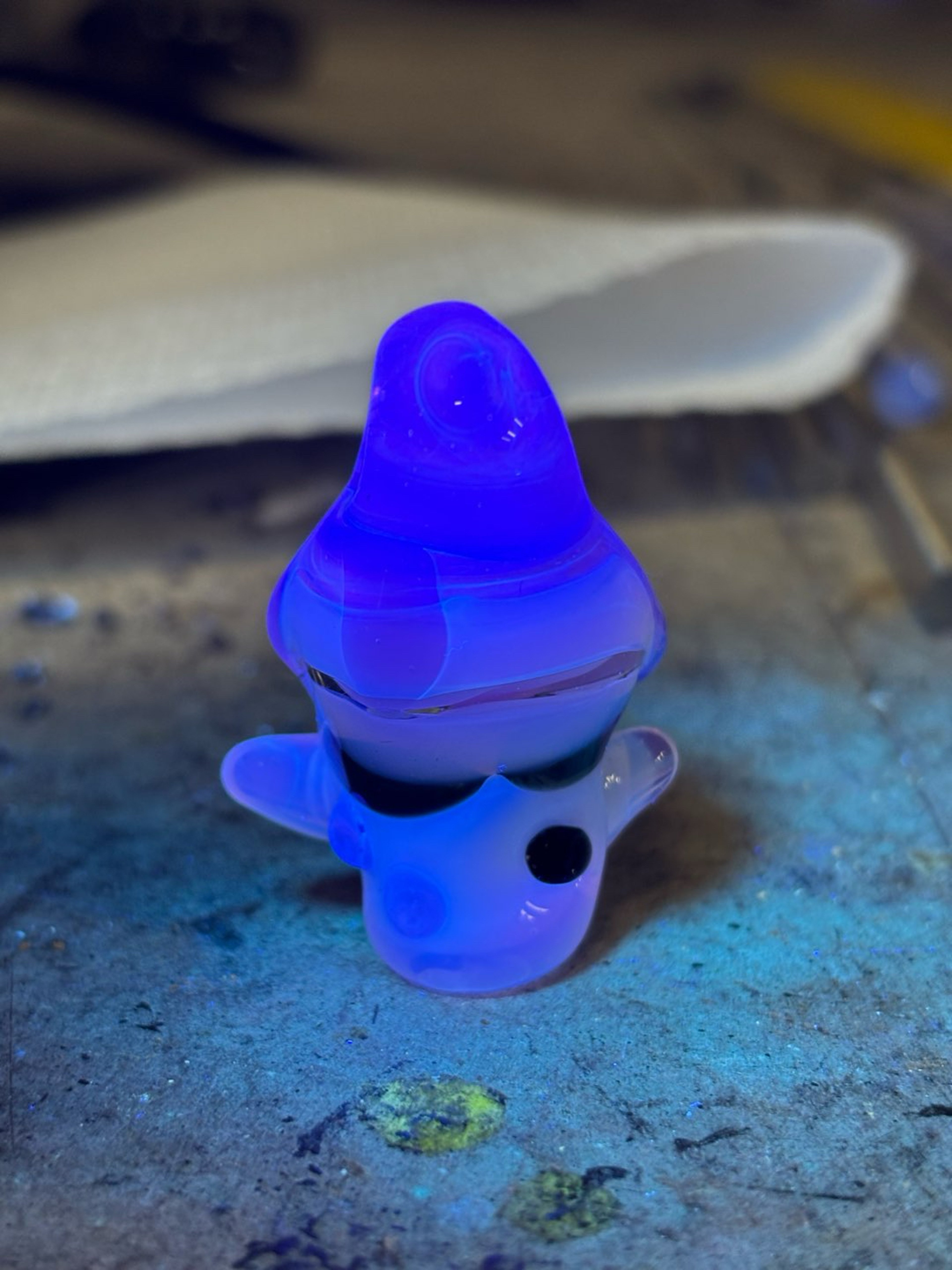 Preview pic of UV Lean Ghoul Pendant