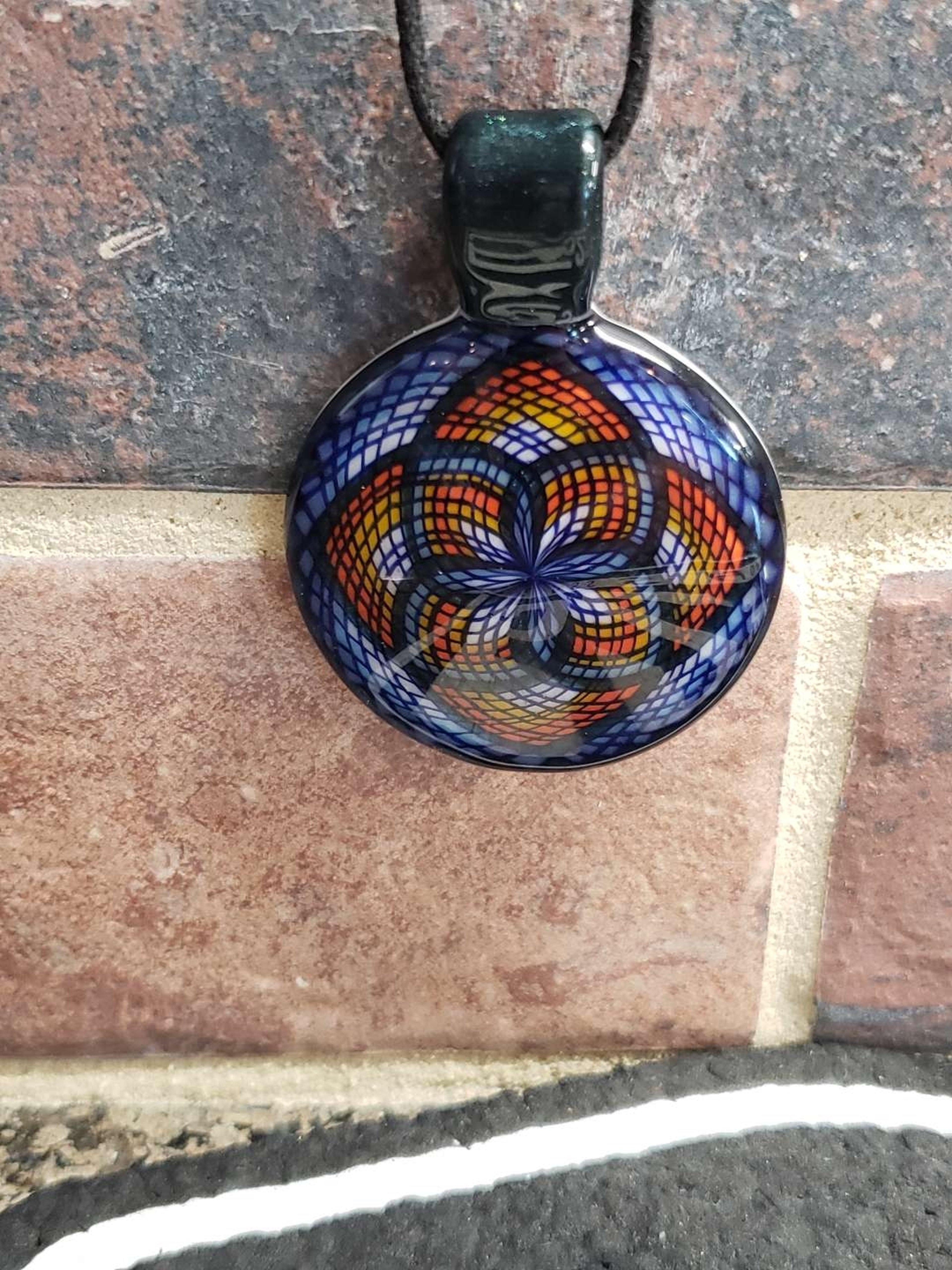 Preview pic of Takoda Madrona FillaCello pendent