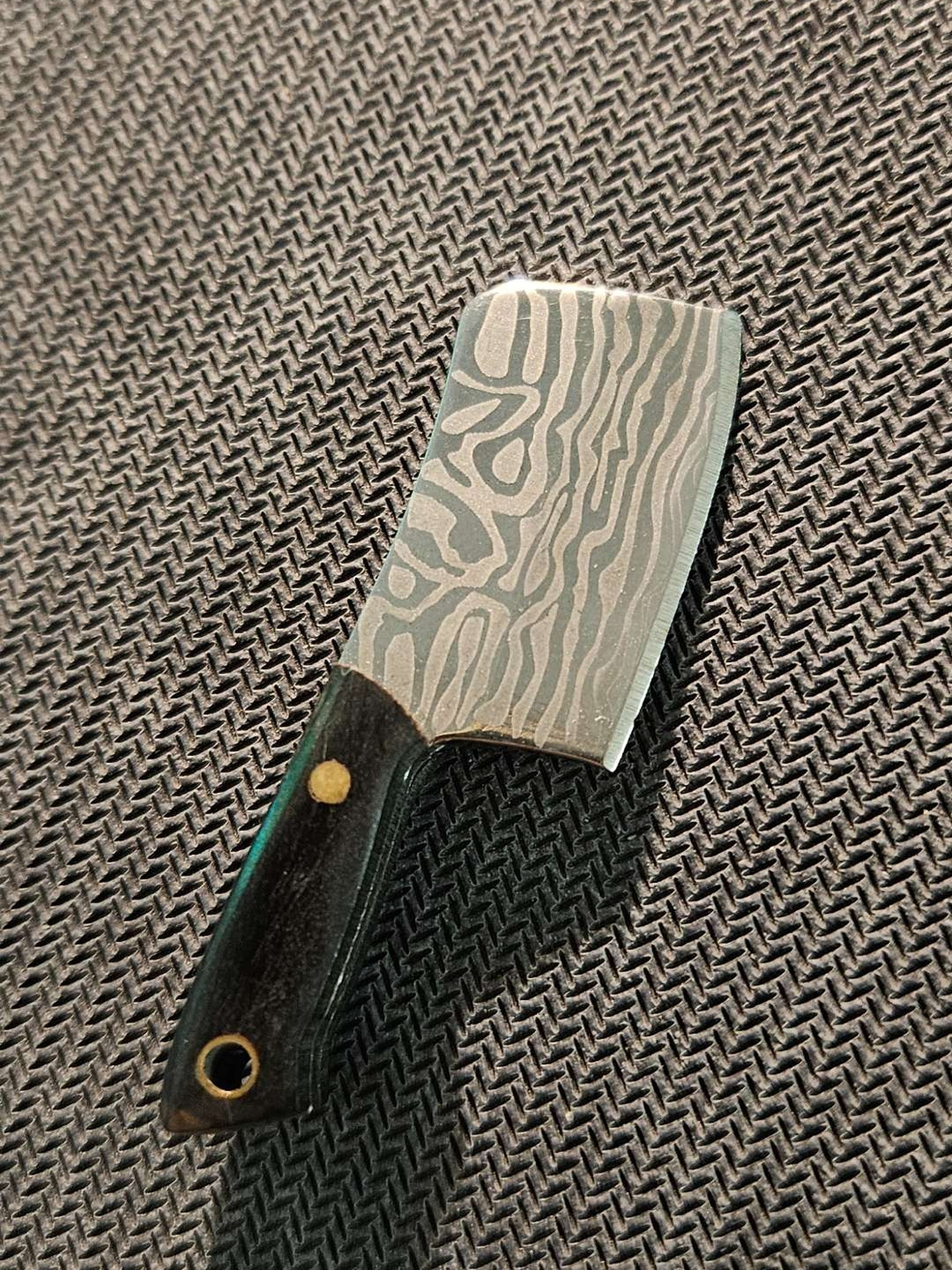 Preview pic of Dab cleaver