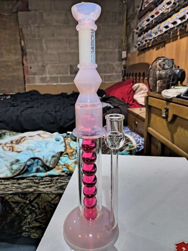 Preview pic of Phoenix star freezable gylcerin bong