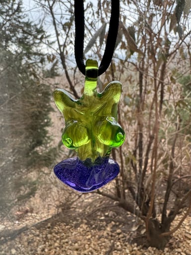 Preview pic of Ktscissorbaby babe pendant 2015
