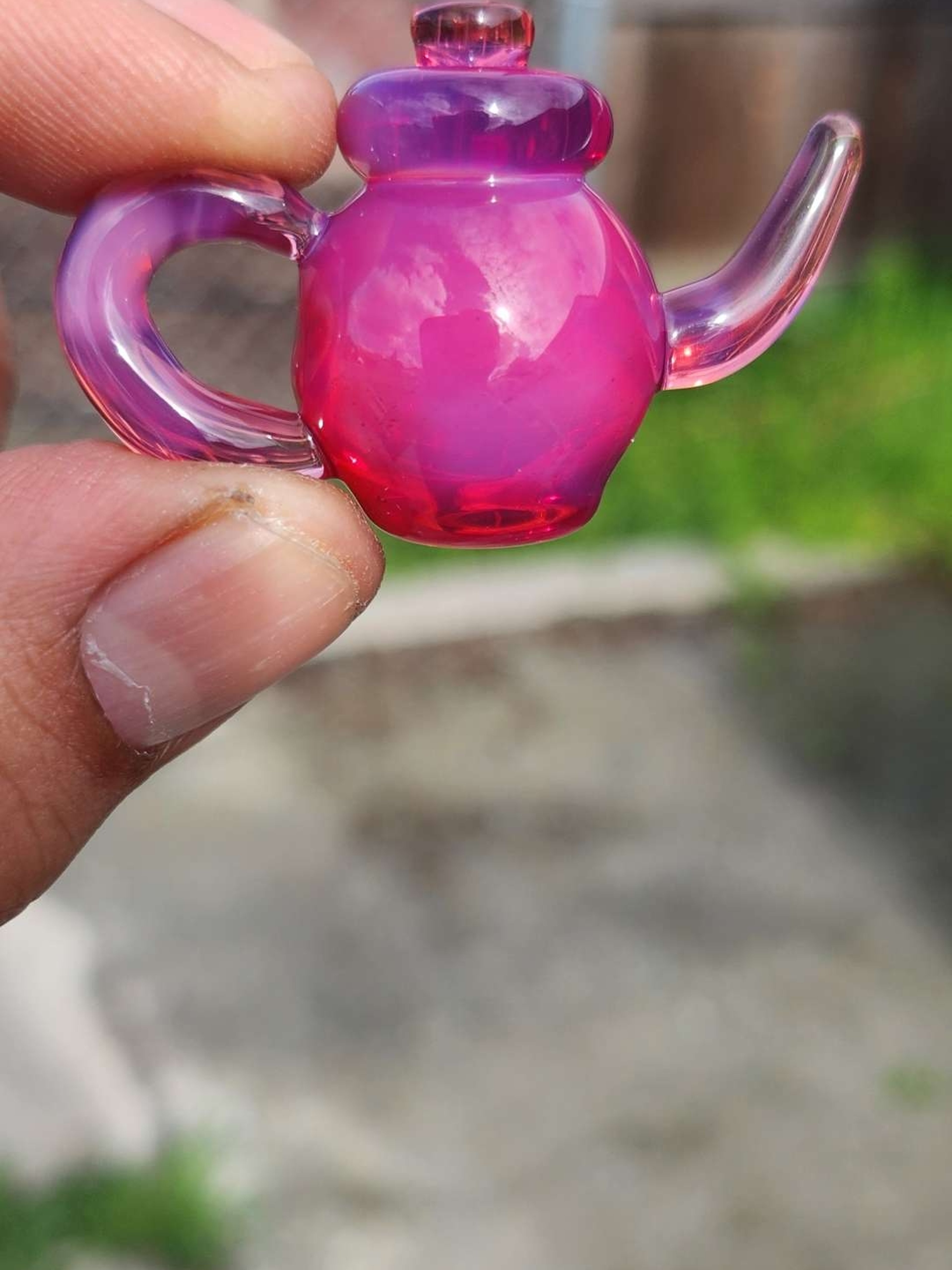 Preview pic of Teapot pendant