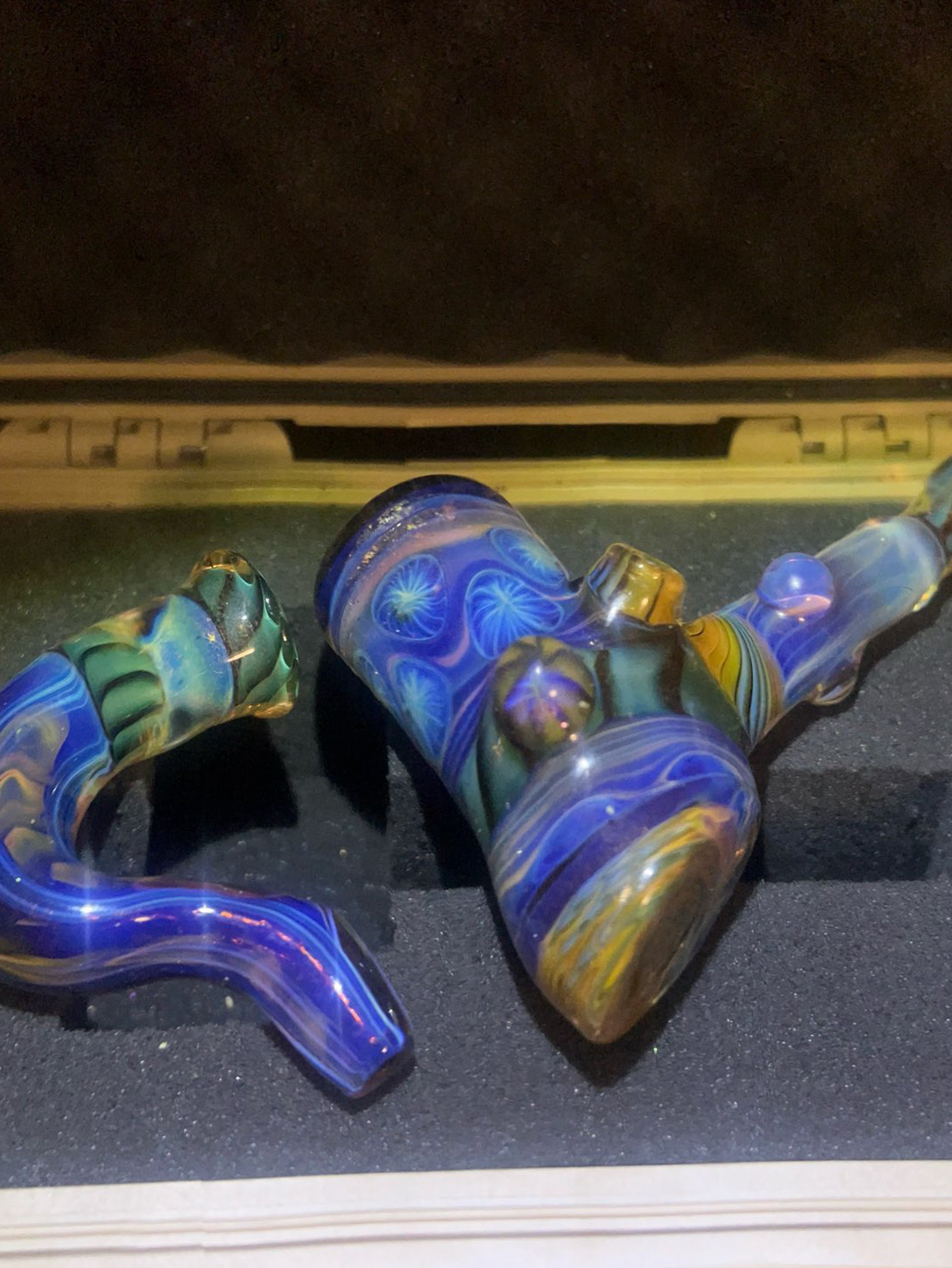 Preview pic of Makabillion Hammer & Chillume