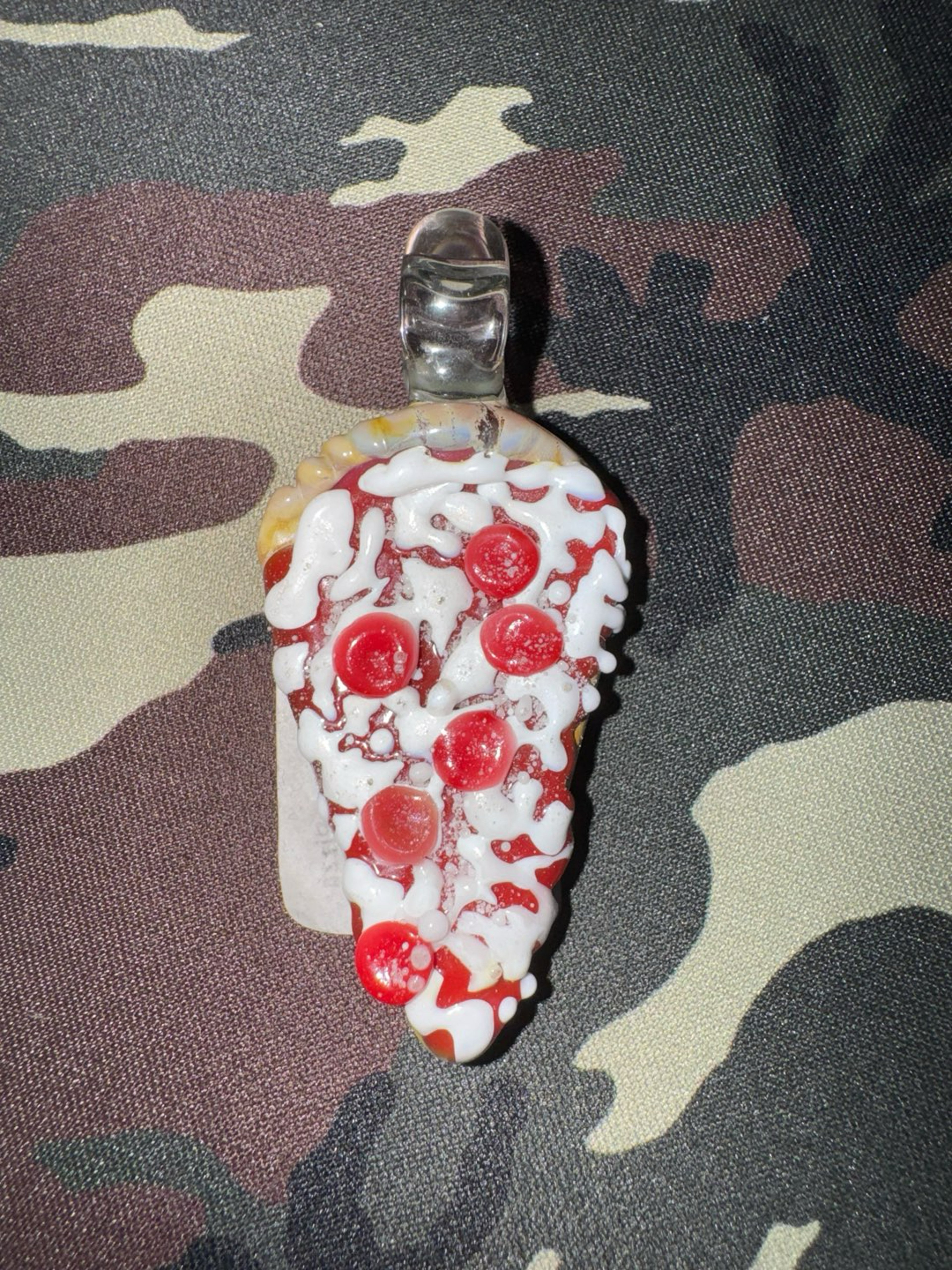 Preview pic of Ultra Rare Pizza Pendy