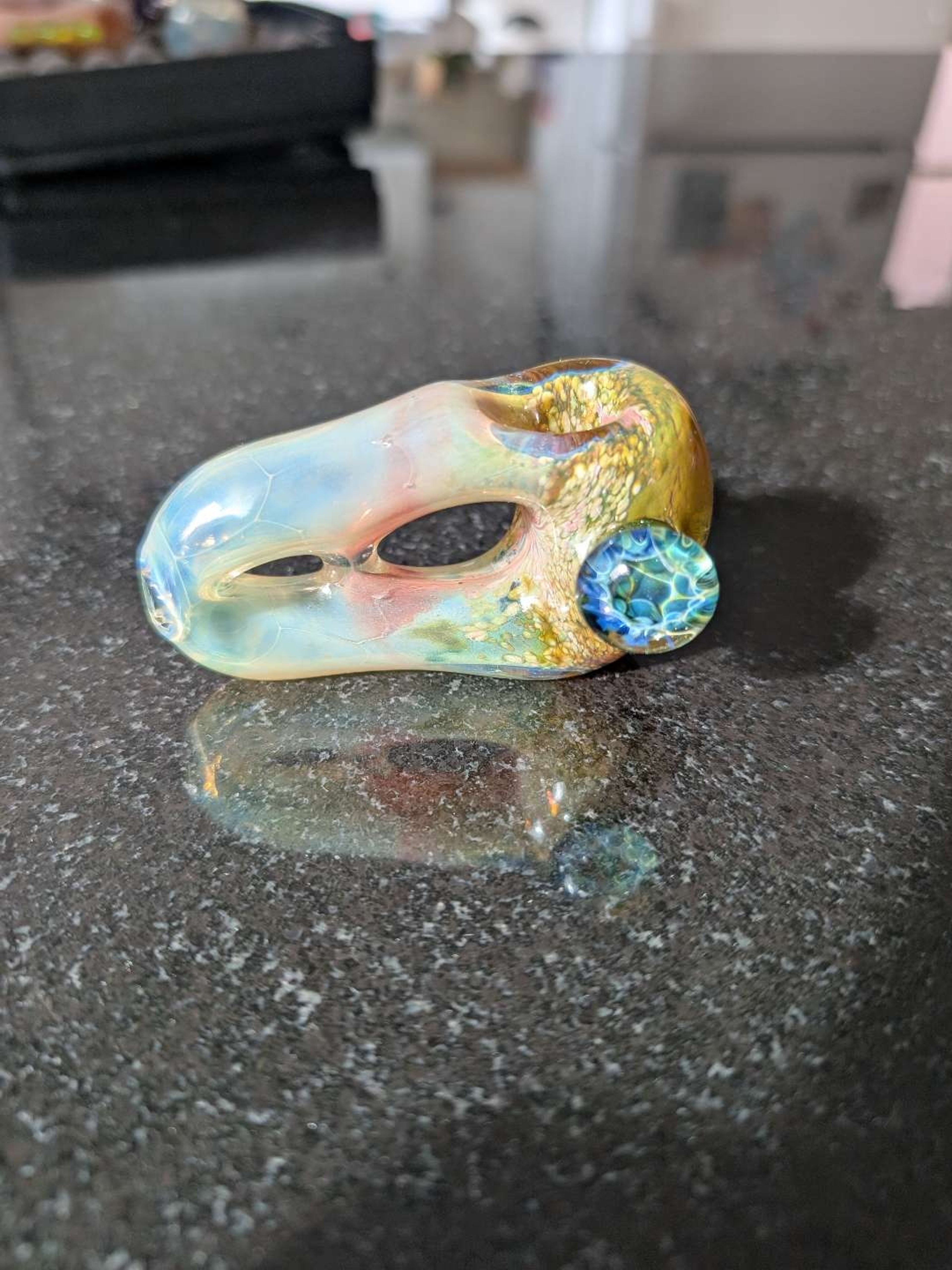 Preview pic of Double donut hand pipe