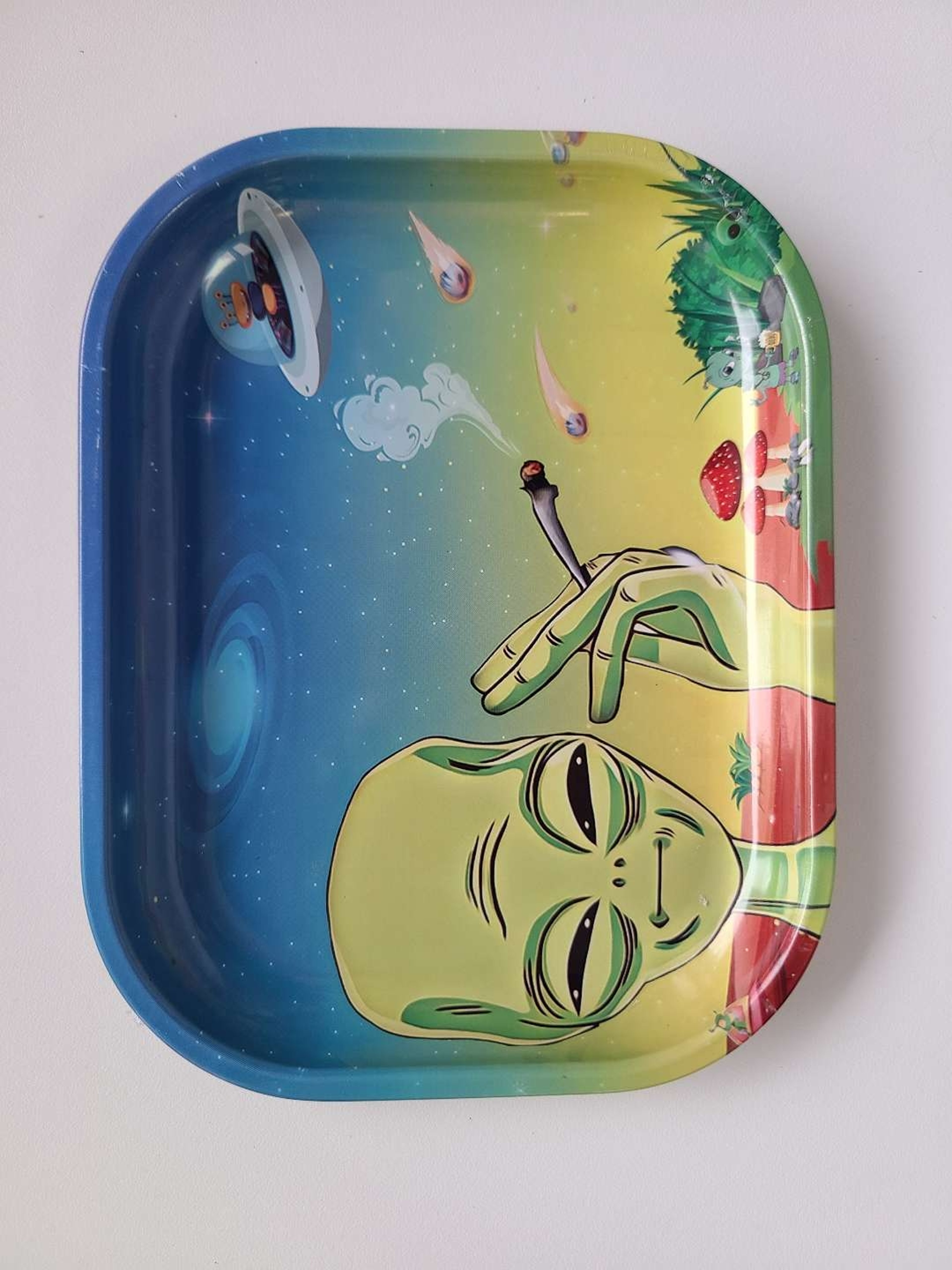 Preview pic of Alien Rolling Tray