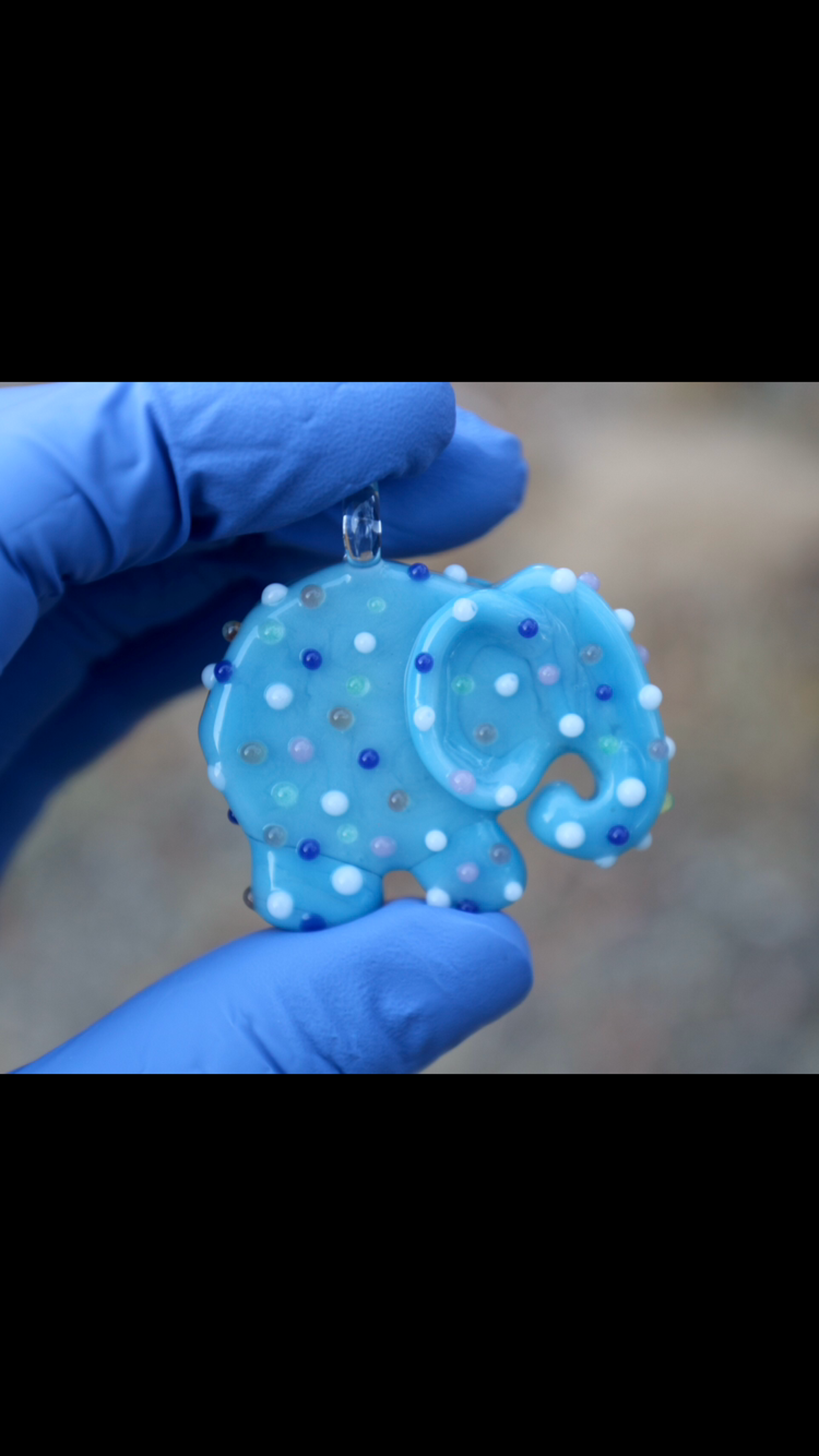 Preview pic of Renee Patula animal cookie pendant