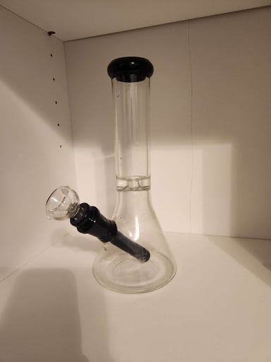 Preview pic of Small Beaker
