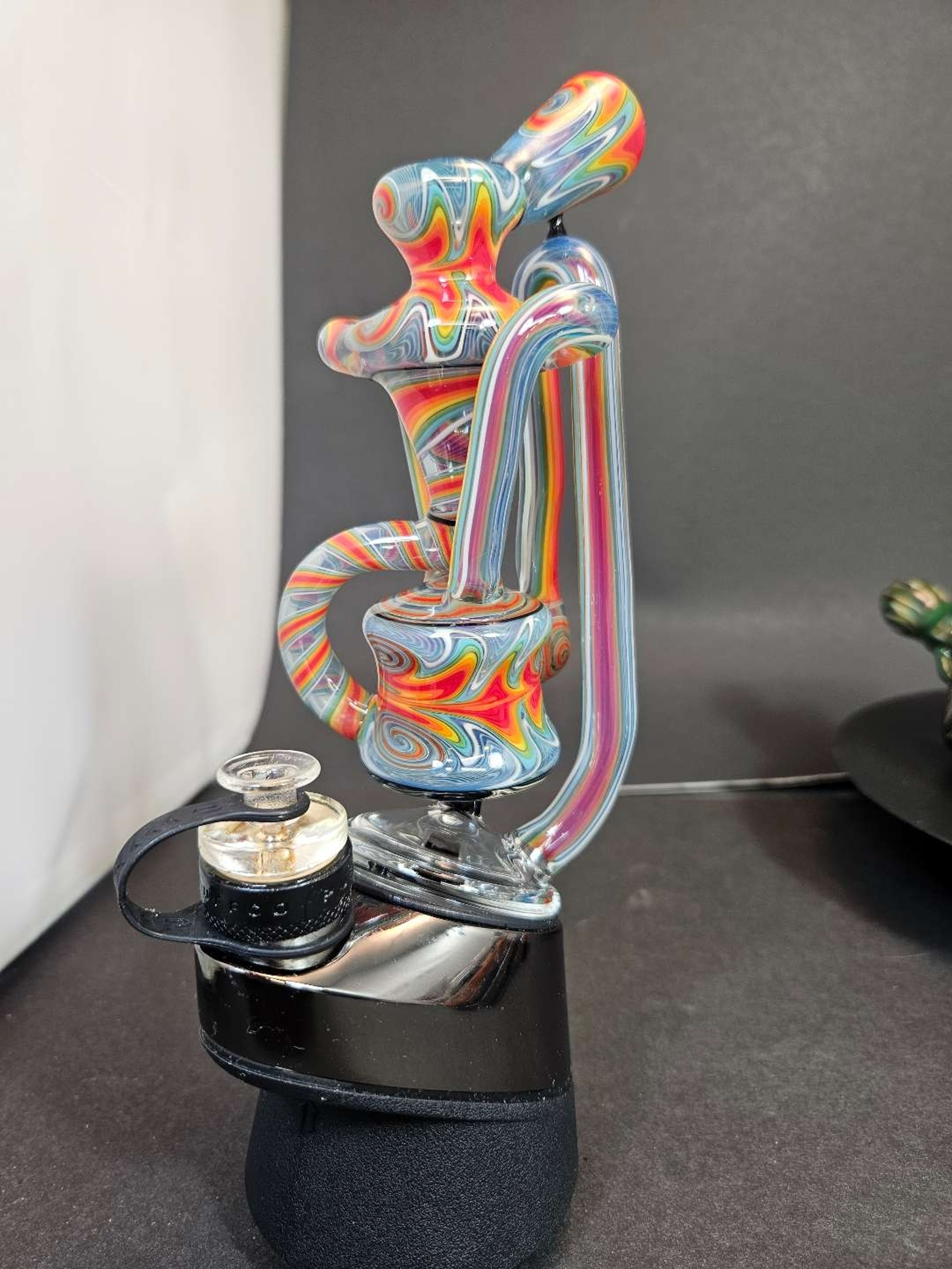 Preview pic of Linework puffco (topper only)