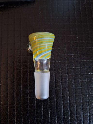 Preview pic of 3 hole 14mm linework with opal Slide by @kylekellerglass