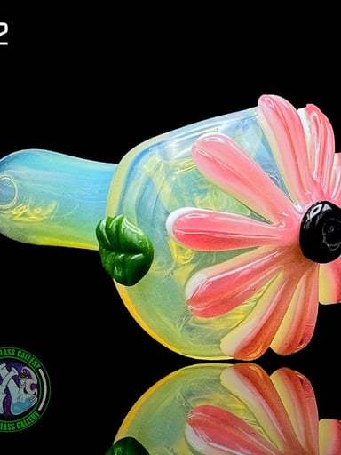 Preview pic of Kyle White - Dry Pipe #2 - Flower