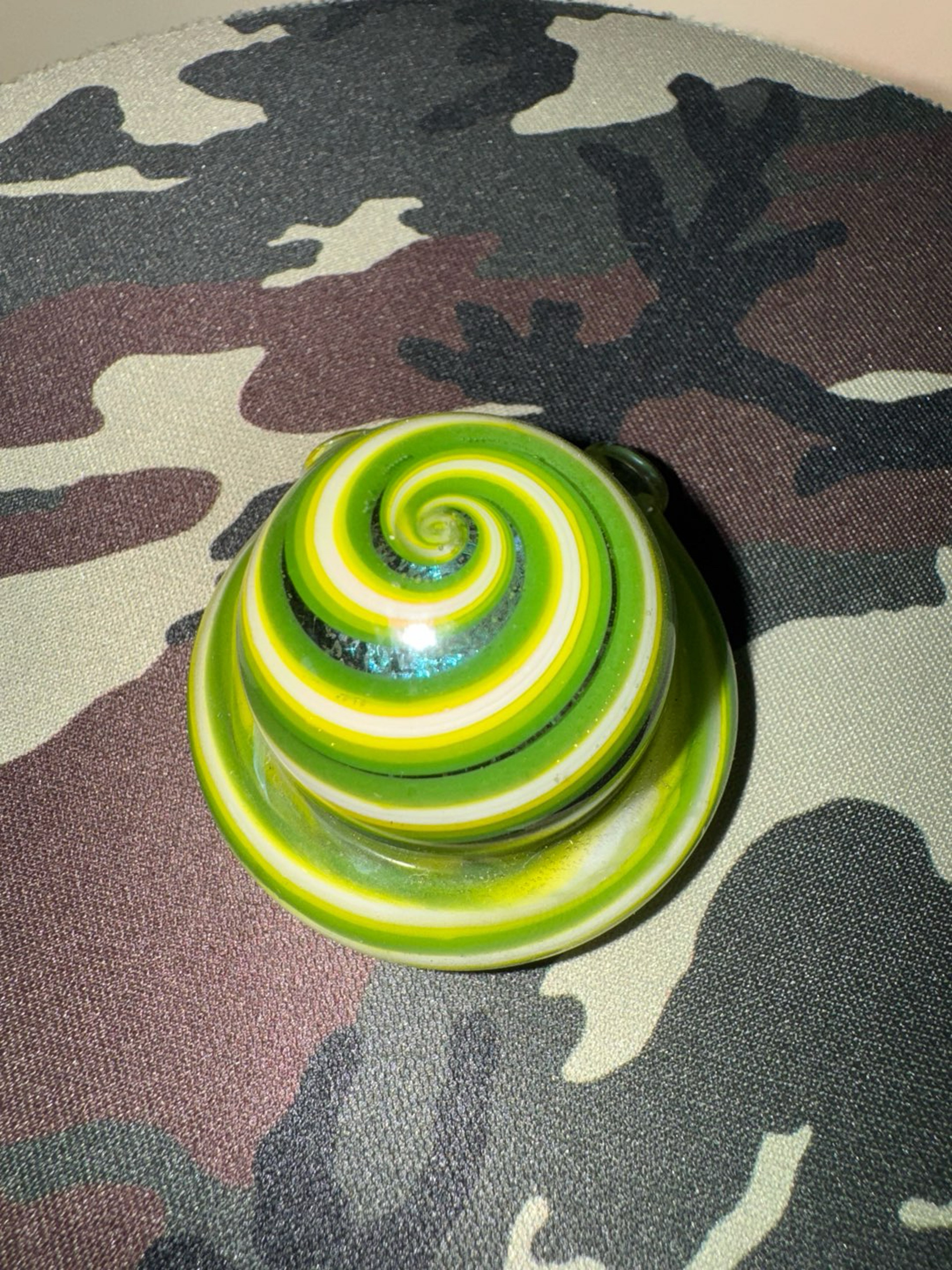 Preview pic of Random Green & Yellow Pendant