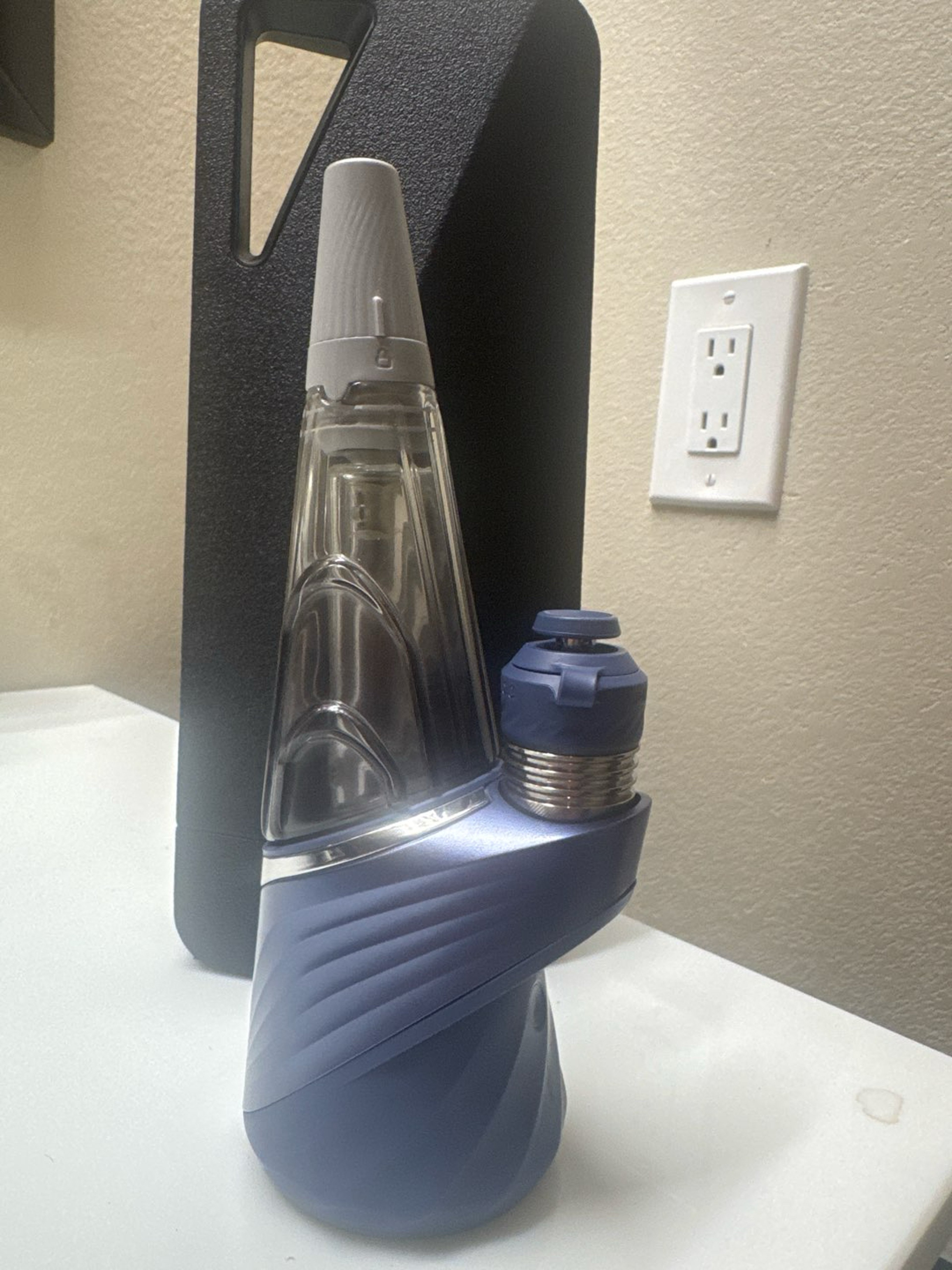Preview pic of Puffco peak pro 3dxl storm/ guardian travel top
