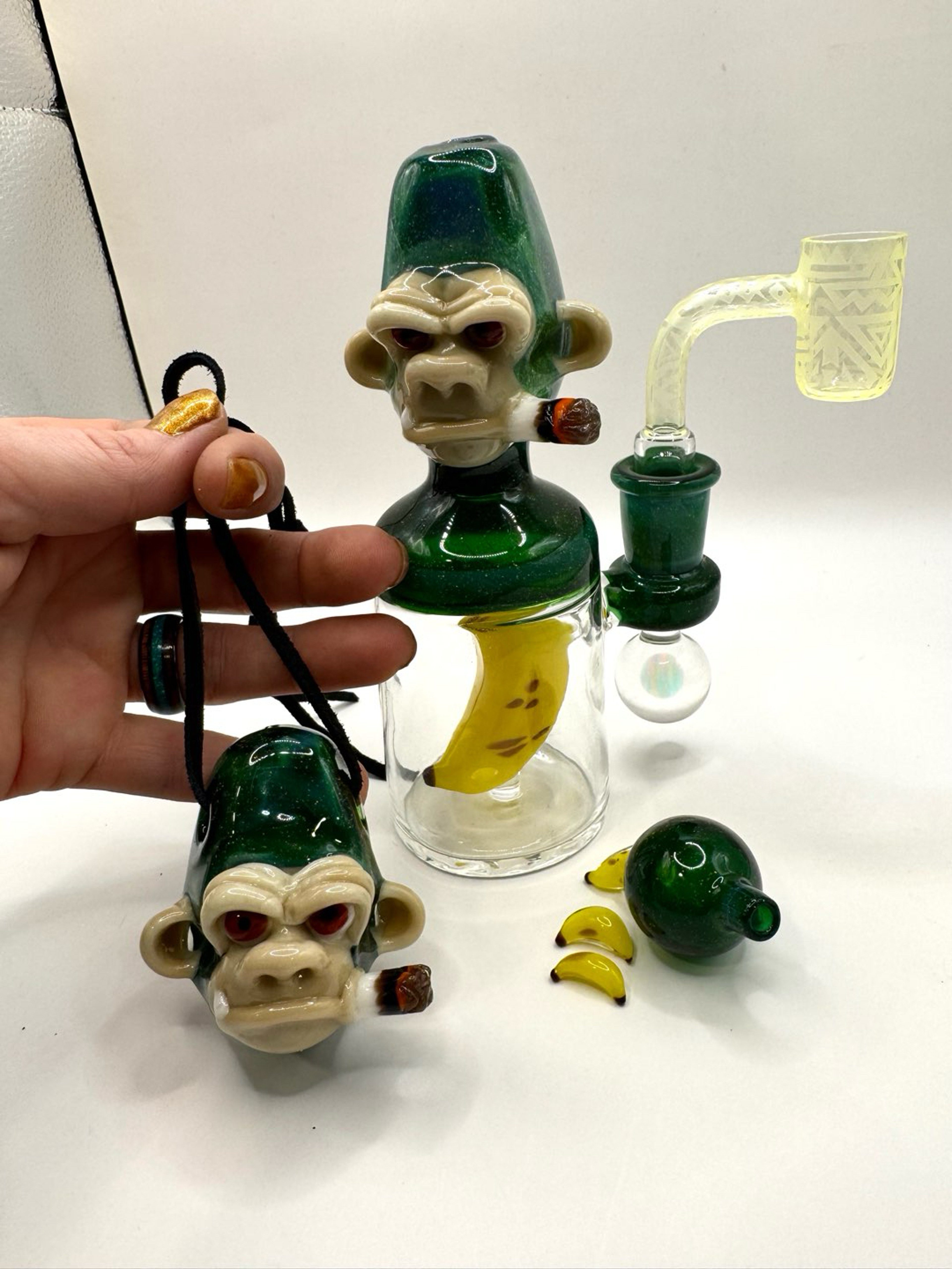 Preview pic of Catalyst Glass Smokin Chimp Green Crushed Opal with matching pendant, banana terp pearls and carb cap n n