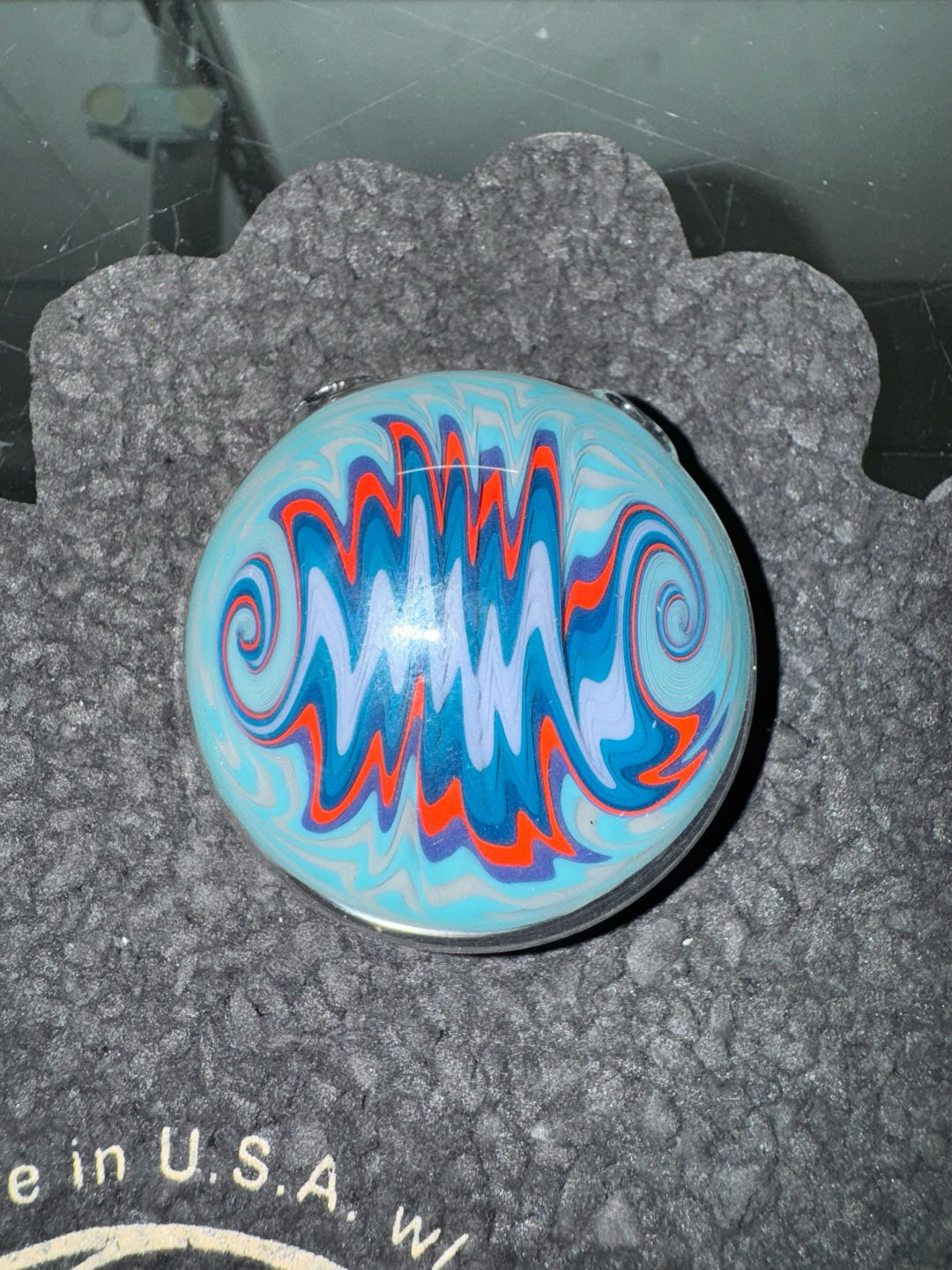 Preview pic of Eli Smith Wig Wag Pendant