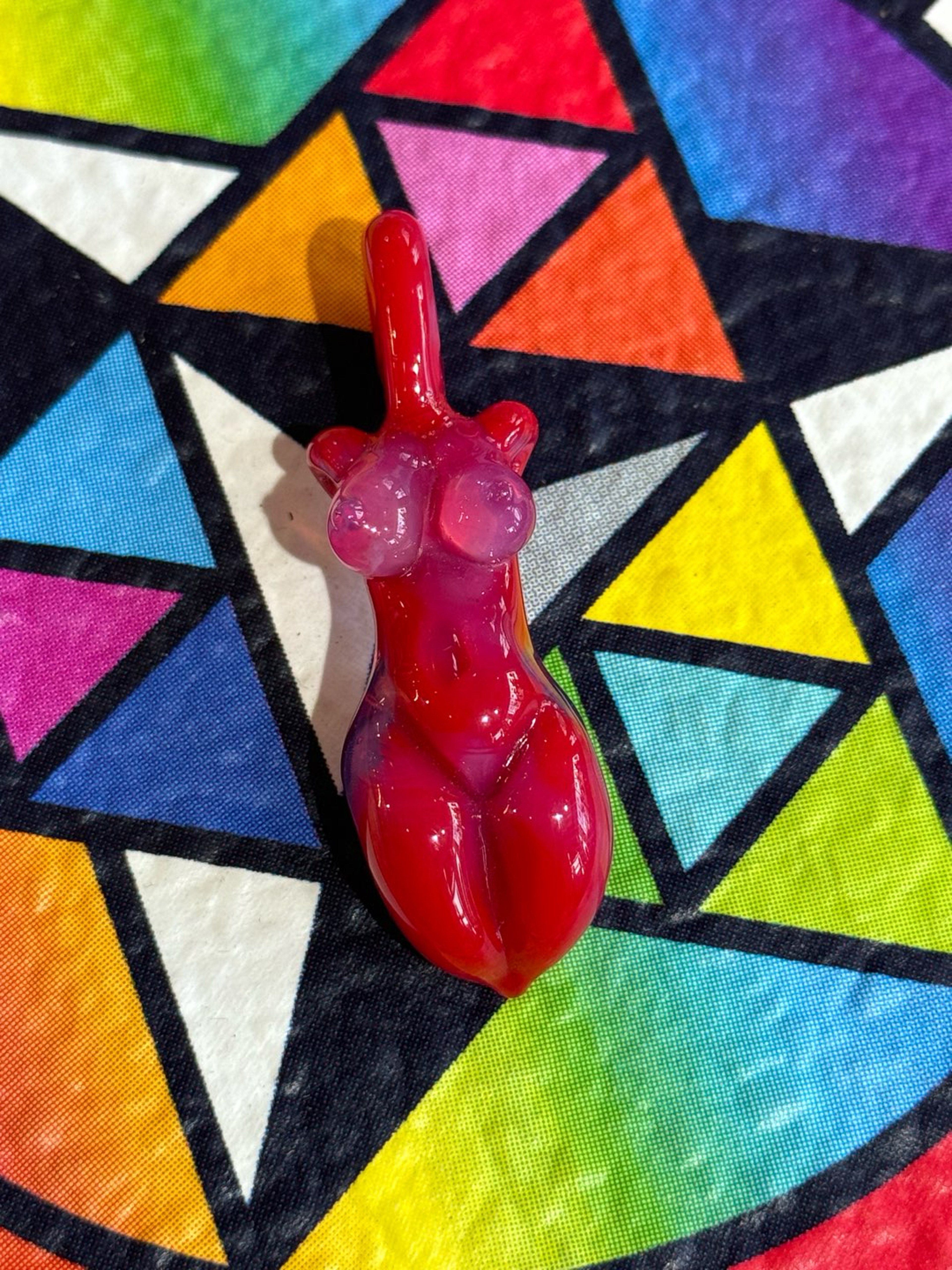 Preview pic of RidiculousLee Glassly Babe Pendant