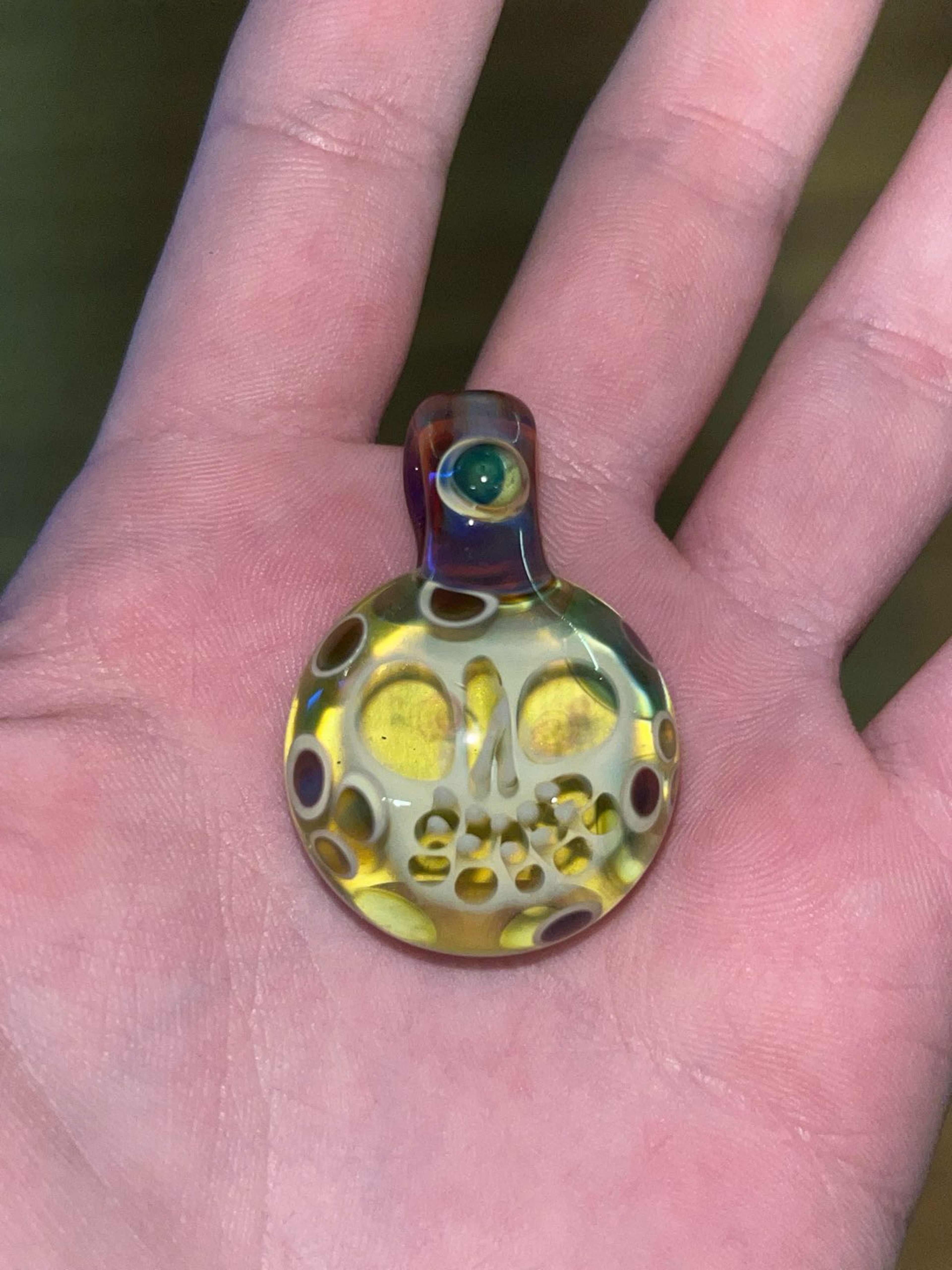 Preview pic of UV Ecals Pendant