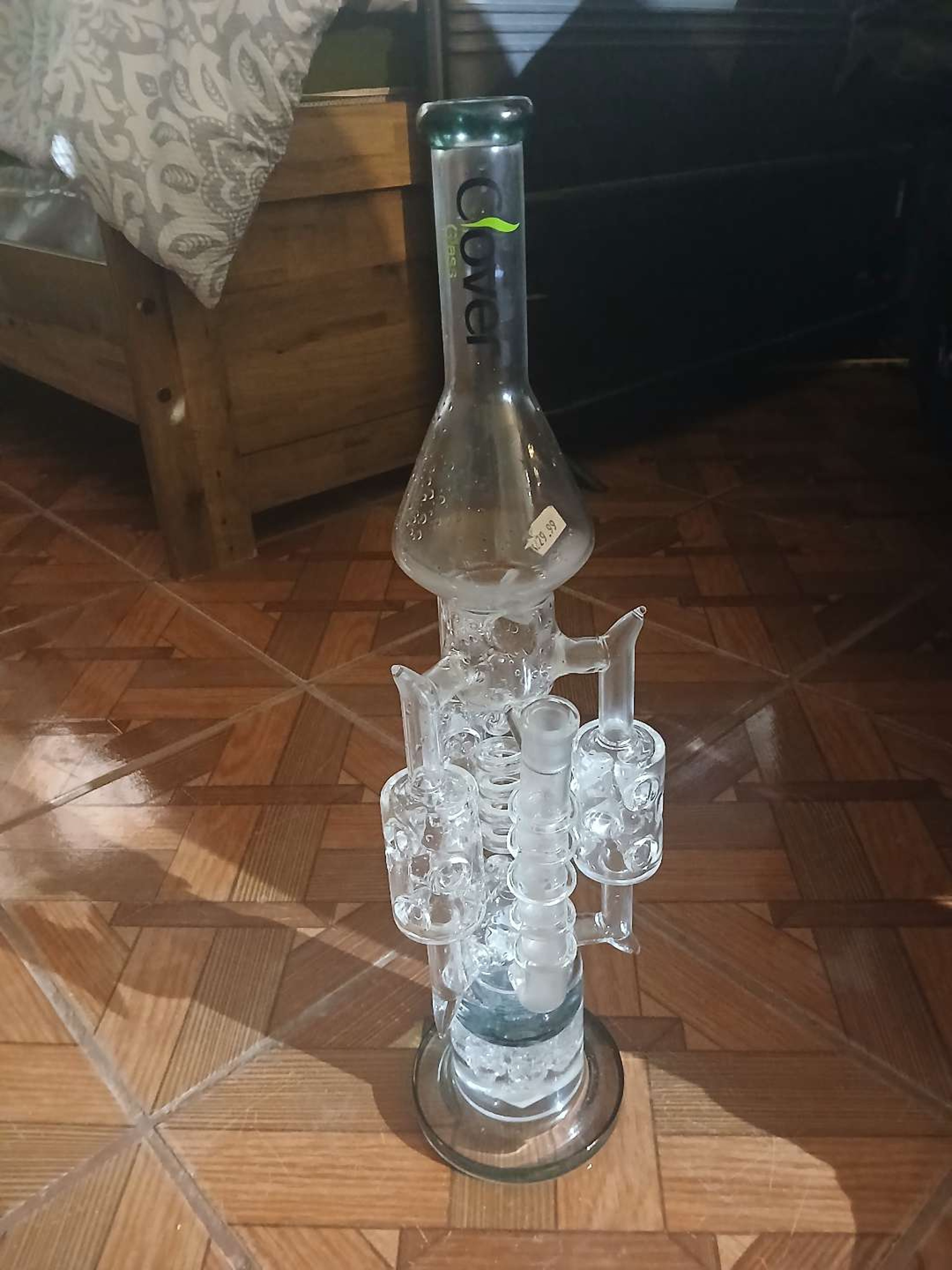 Preview pic of Clover Glass