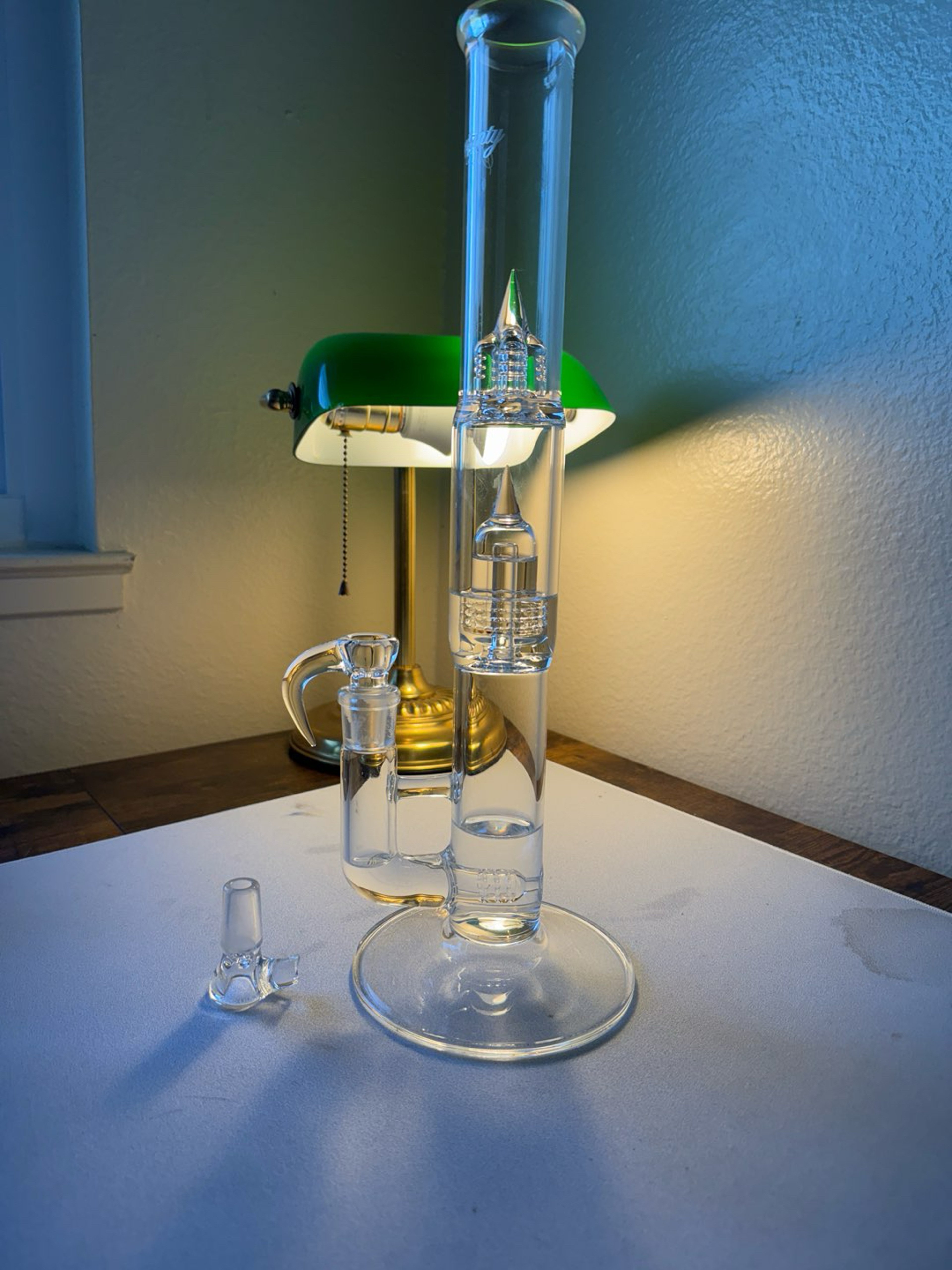 Preview pic of Can work on price. Sovereignty 360 Stem Line to Mini Dome-(Small Scratch, Small Bloomed Areas)