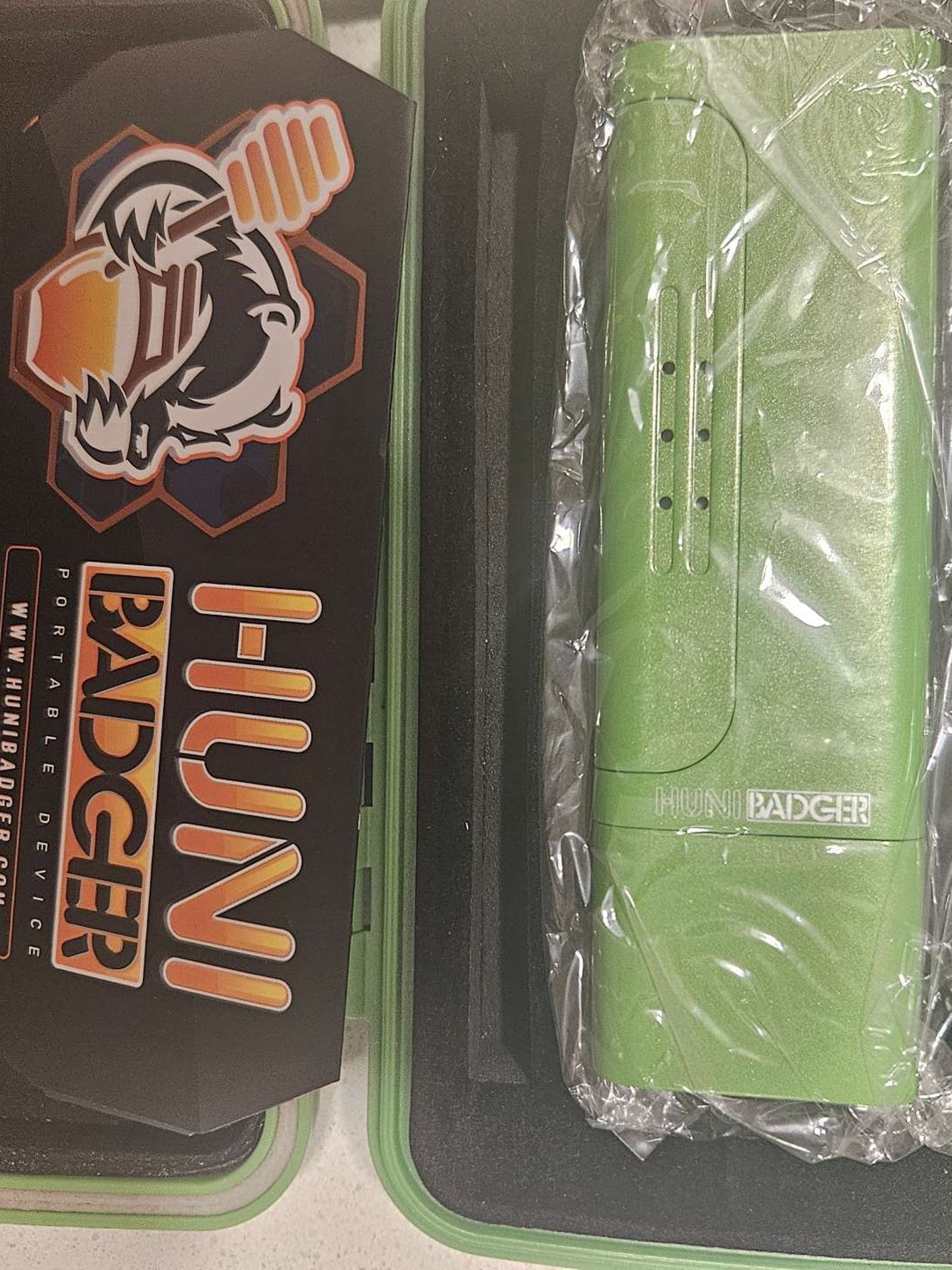 Preview pic of HuniBadger Neon Green Complete new Kit