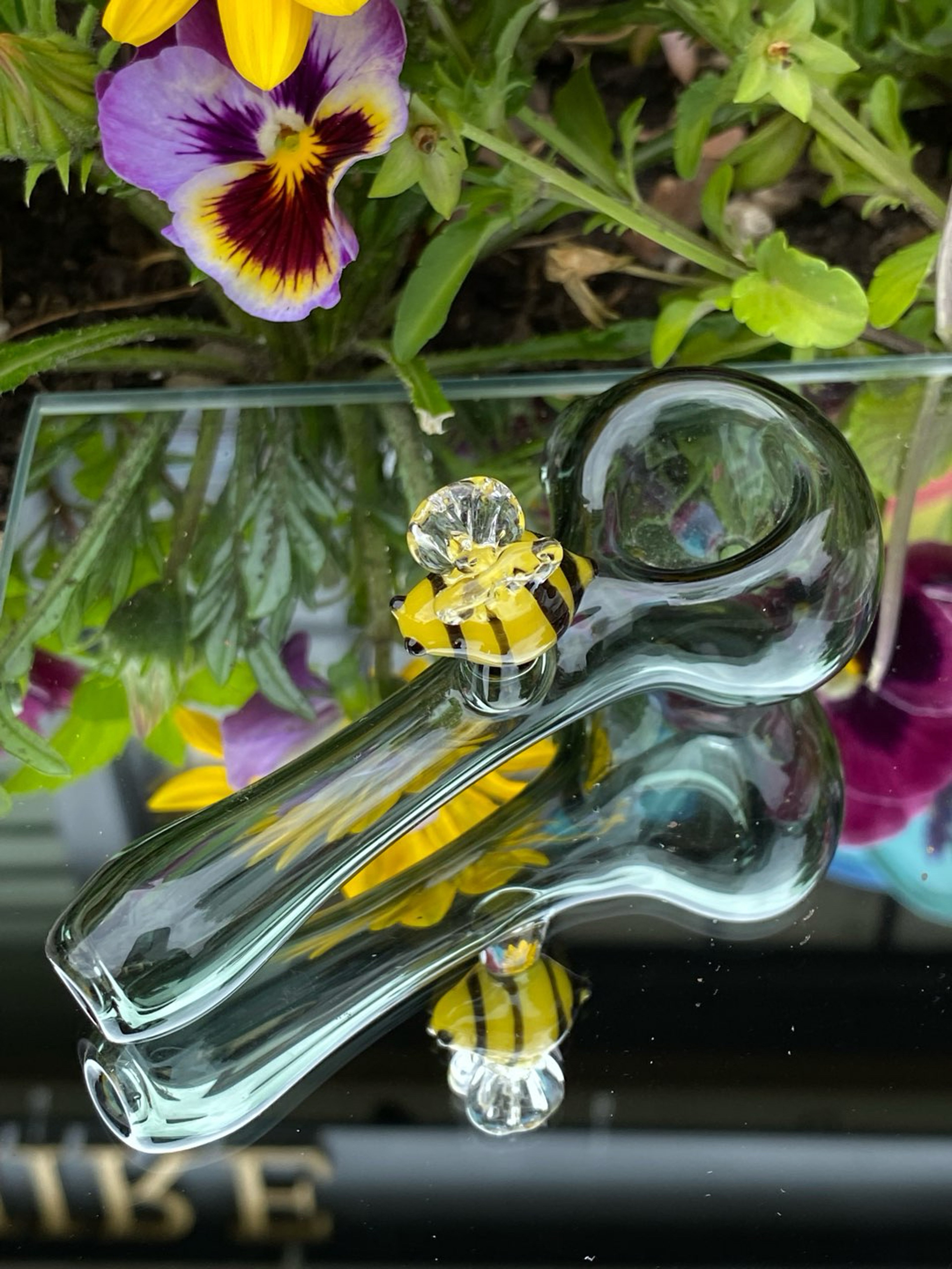 Preview pic of Sugar Mattys Bumble Bee Spoon