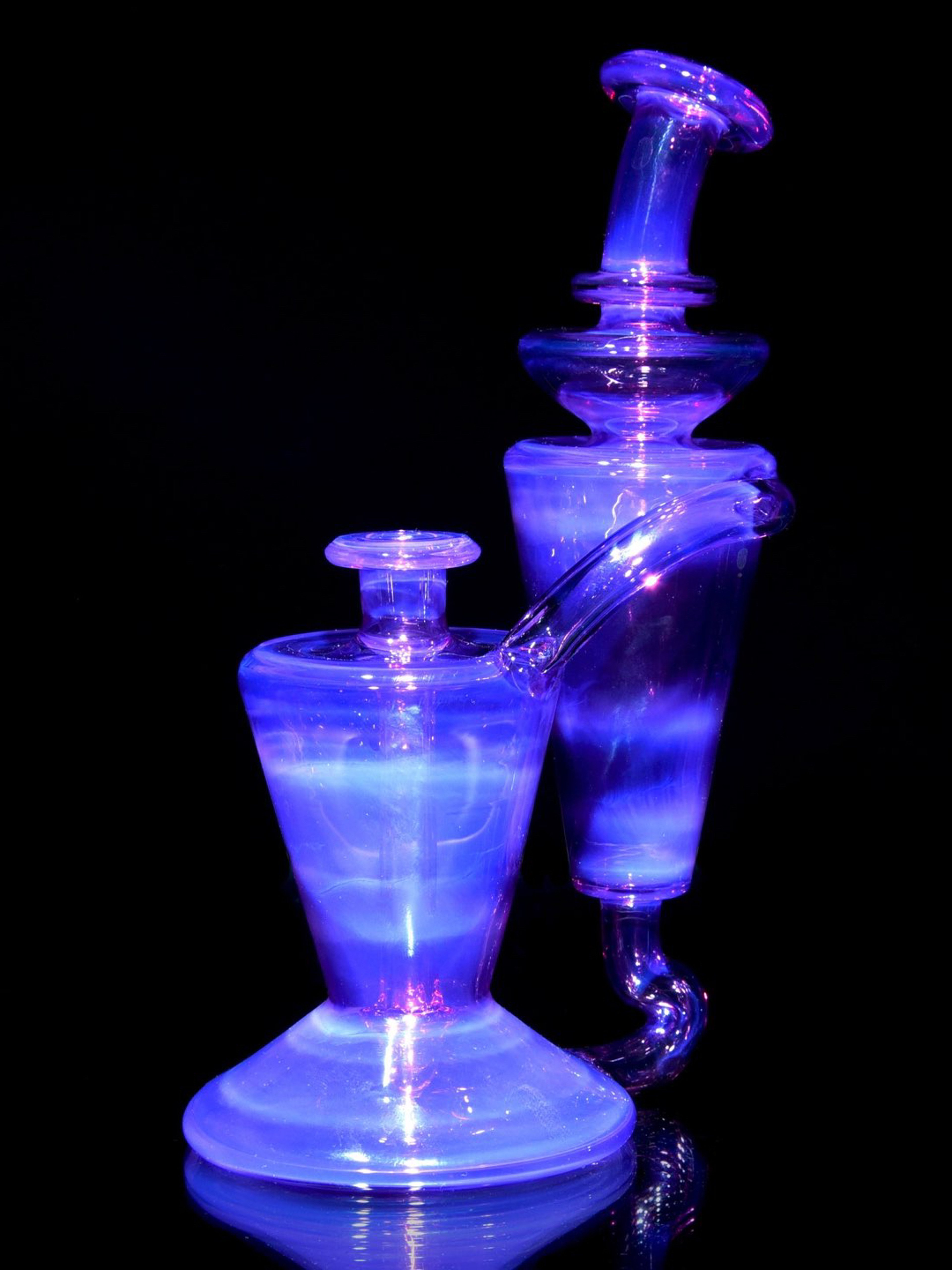 Preview pic of Capt’n Cronic - Classic Single-uptake Floating RBR-style Recycler - Royal Jelly - 10mm Female