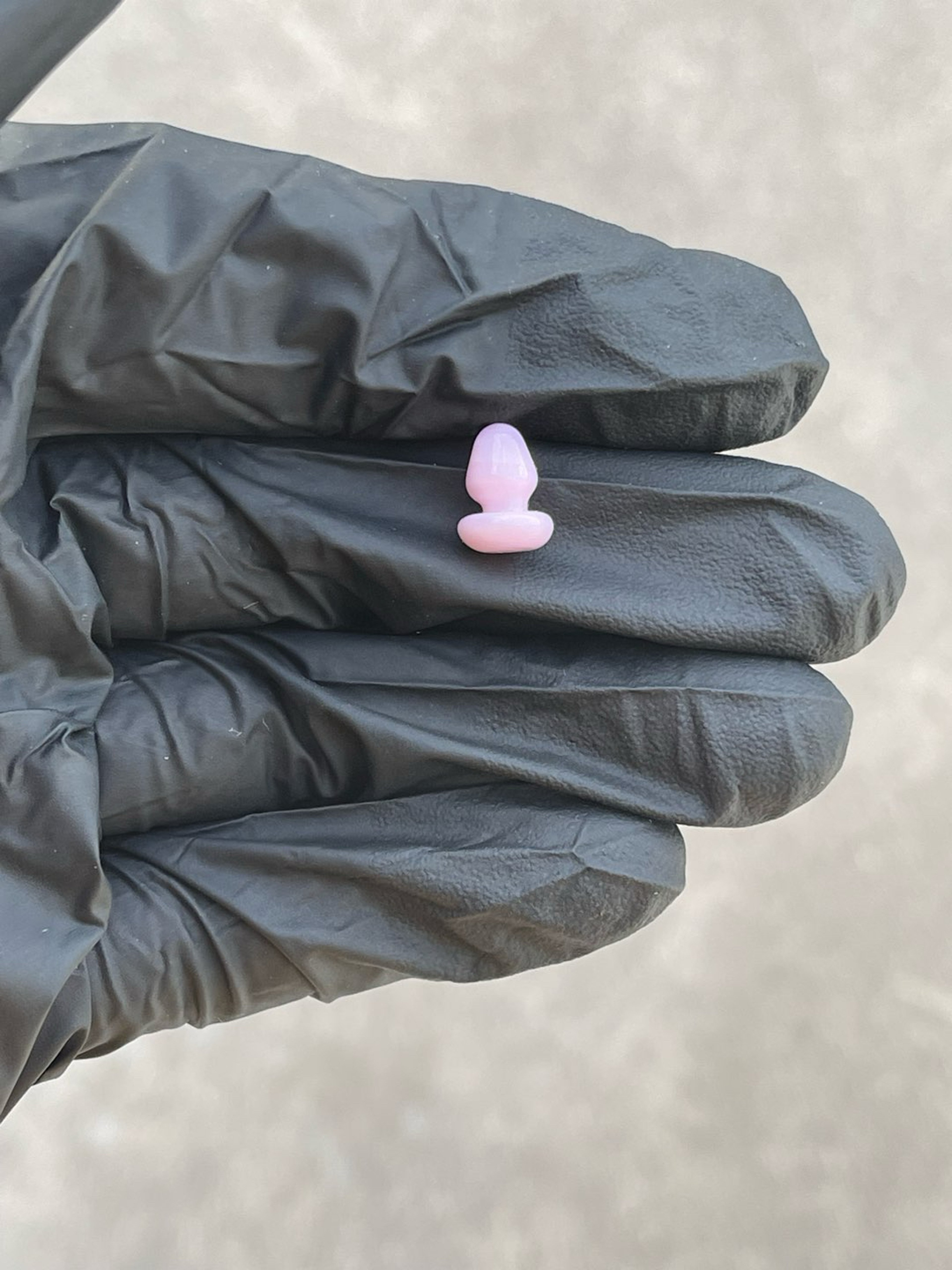 Preview pic of Pink butt plug terp pearl