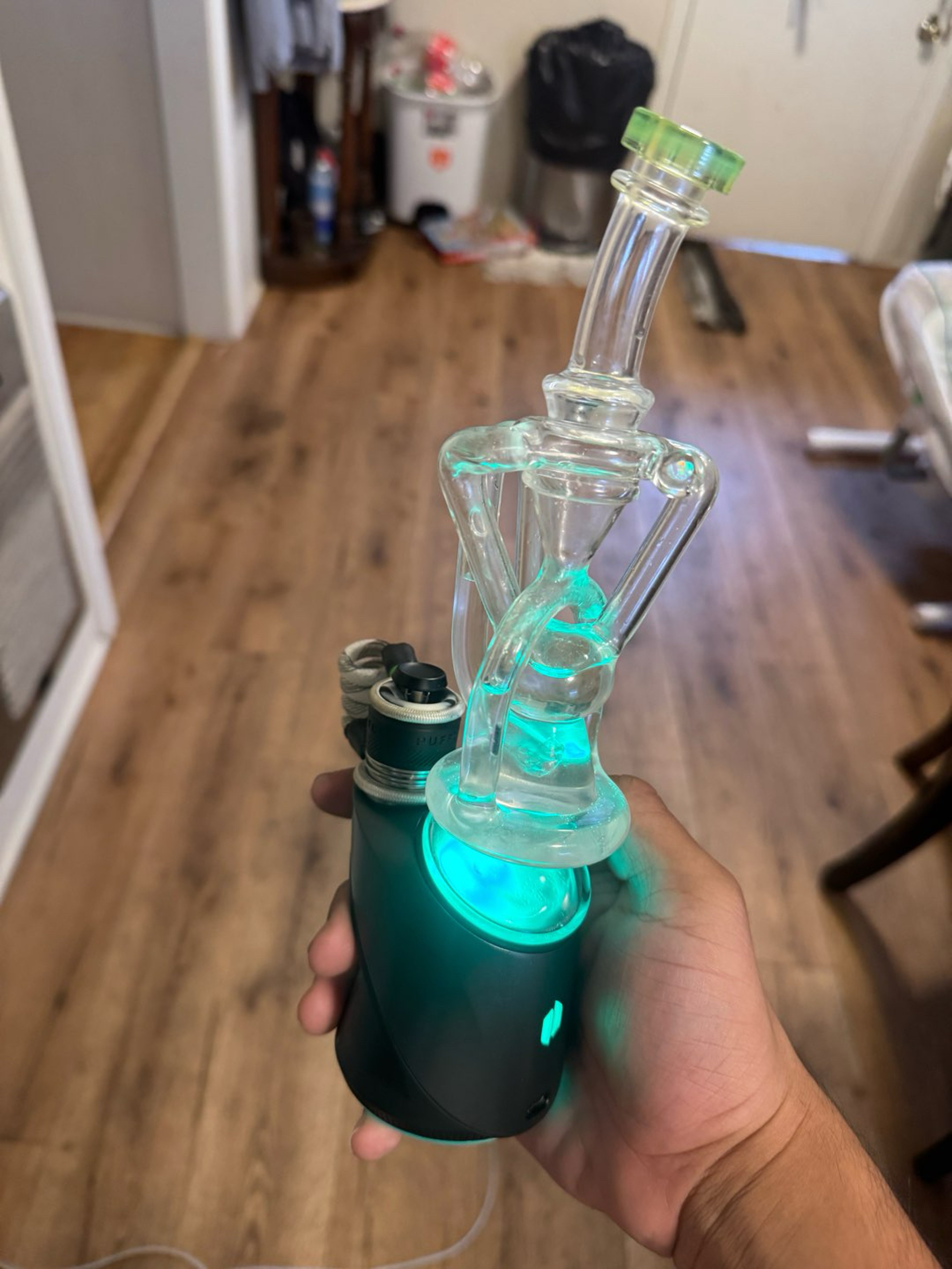 Preview pic of Puffco Peak Pro