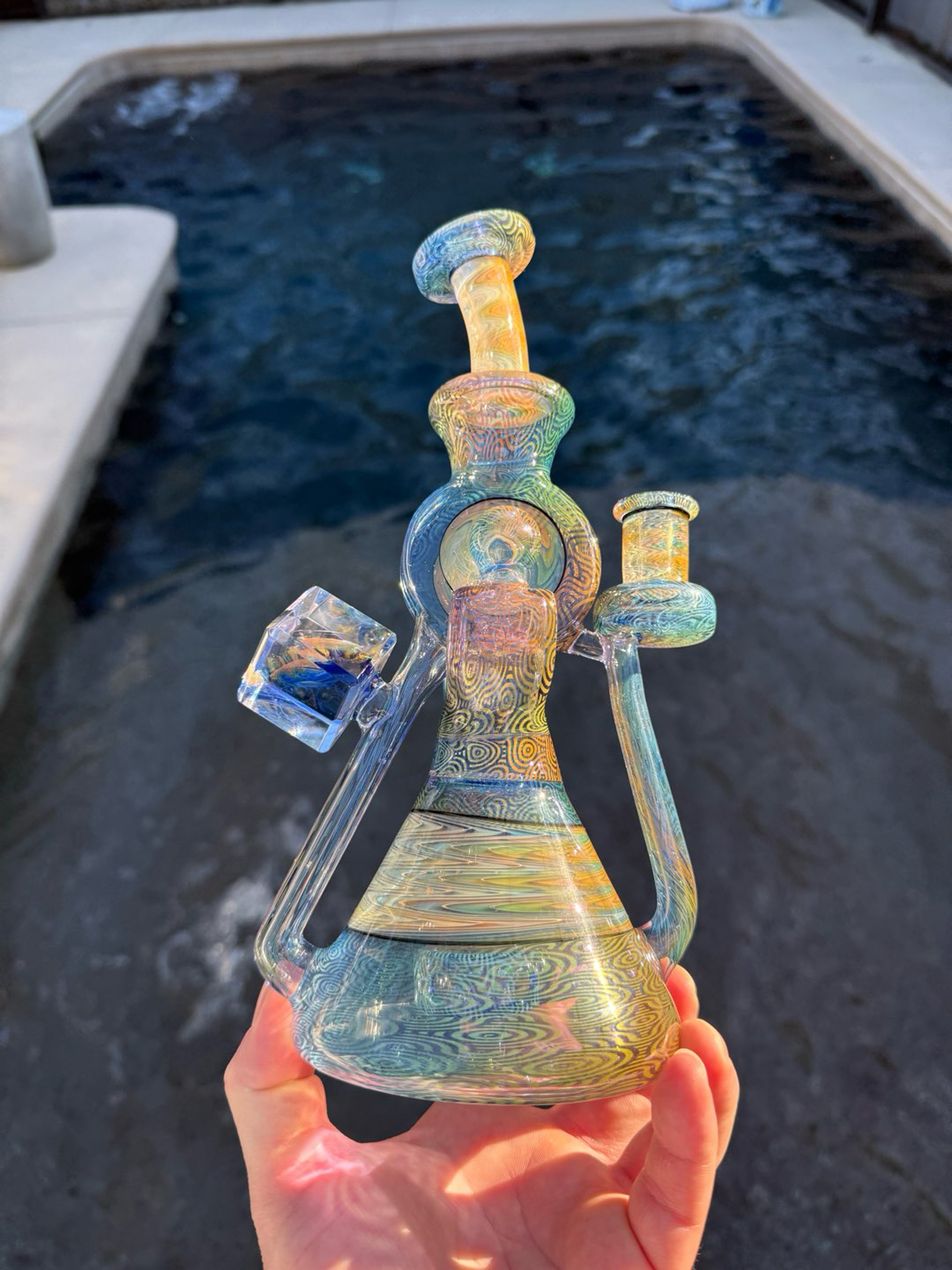 Preview pic of Hefe Glass Fully Fumed Collider