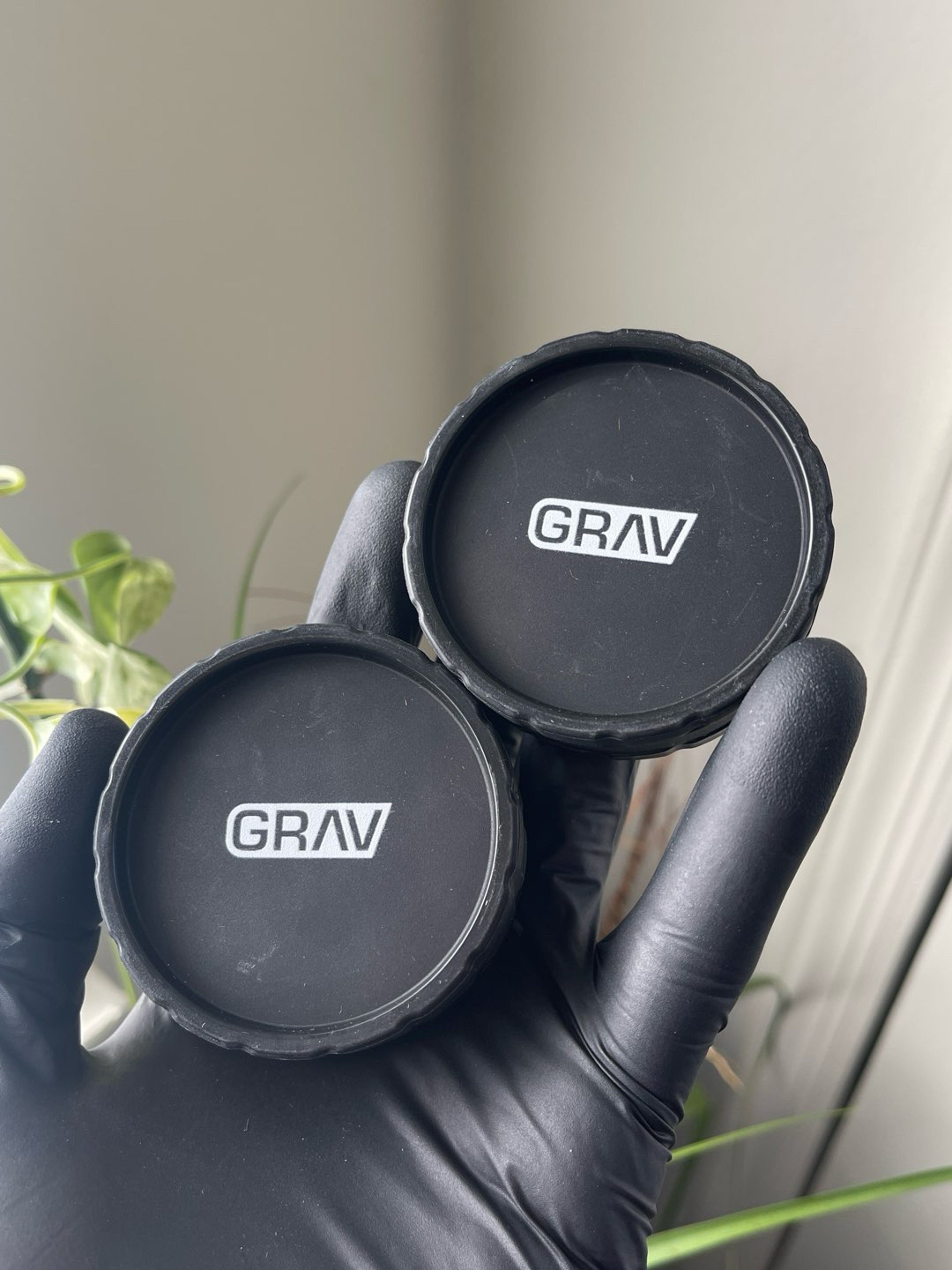 Preview pic of Grav Hemp Plastic Grinder