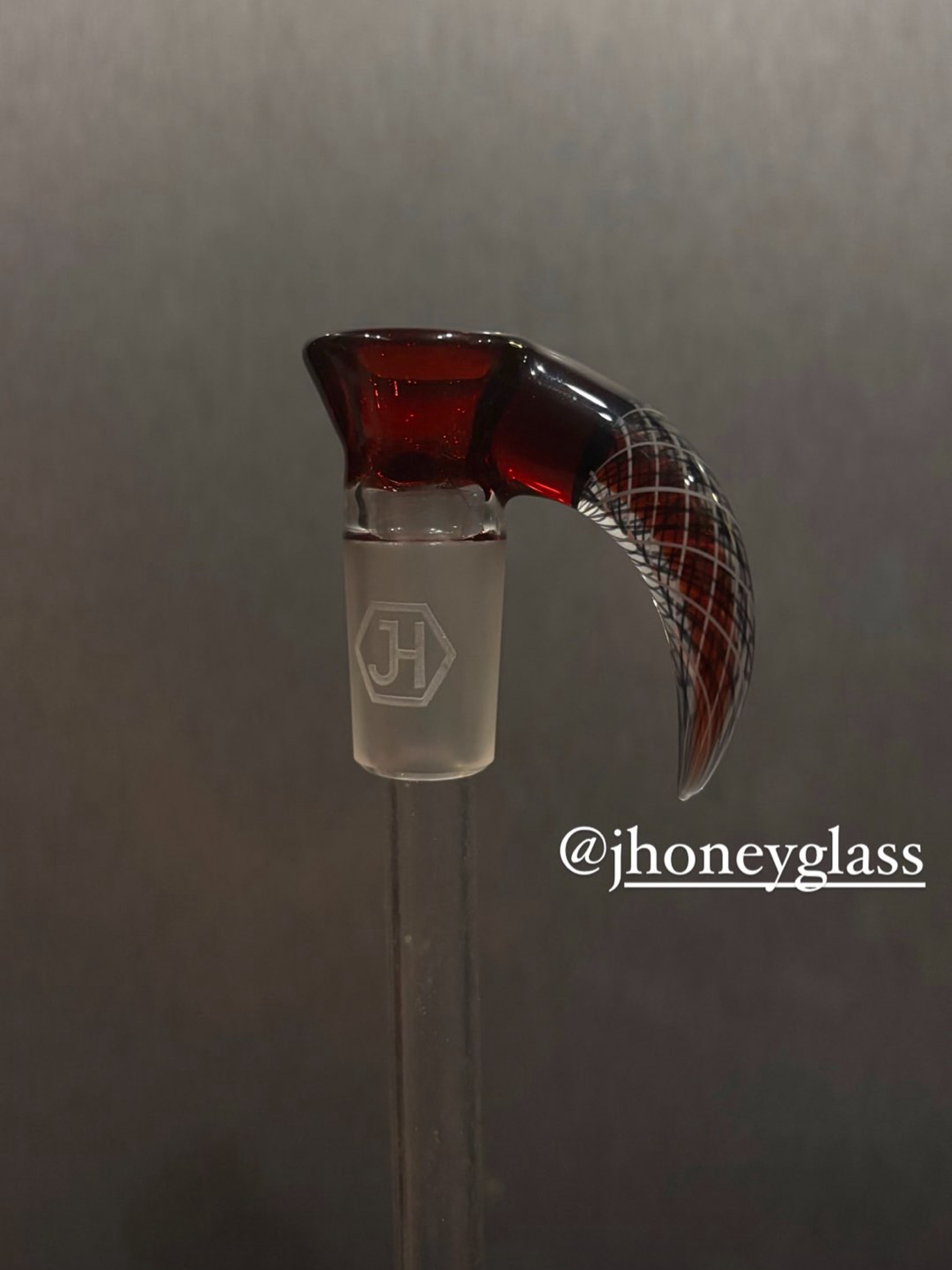 Preview pic of Pom jhoney 4 hole (trade)
