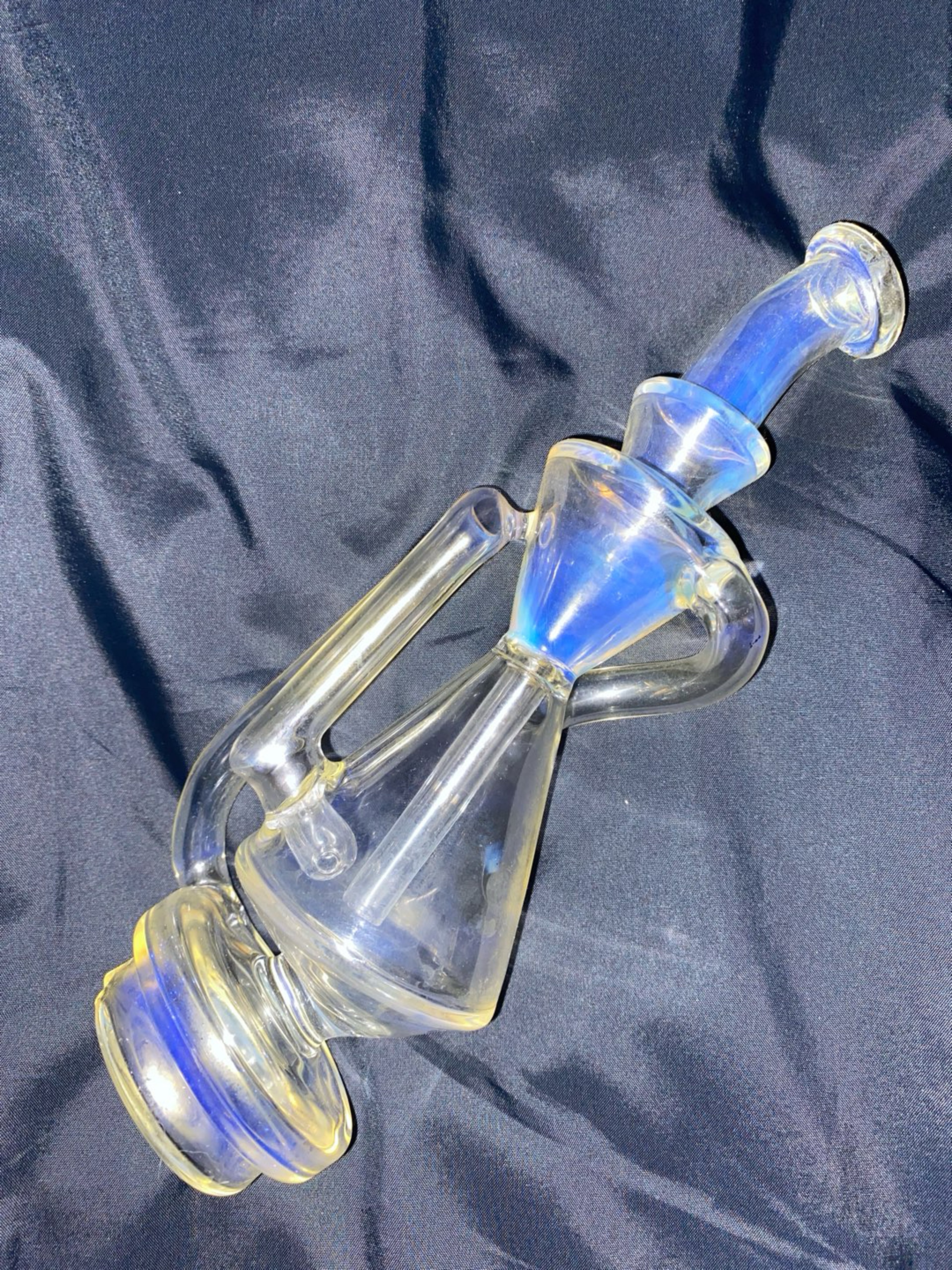 Preview pic of Greek glass recycler puffco attachment