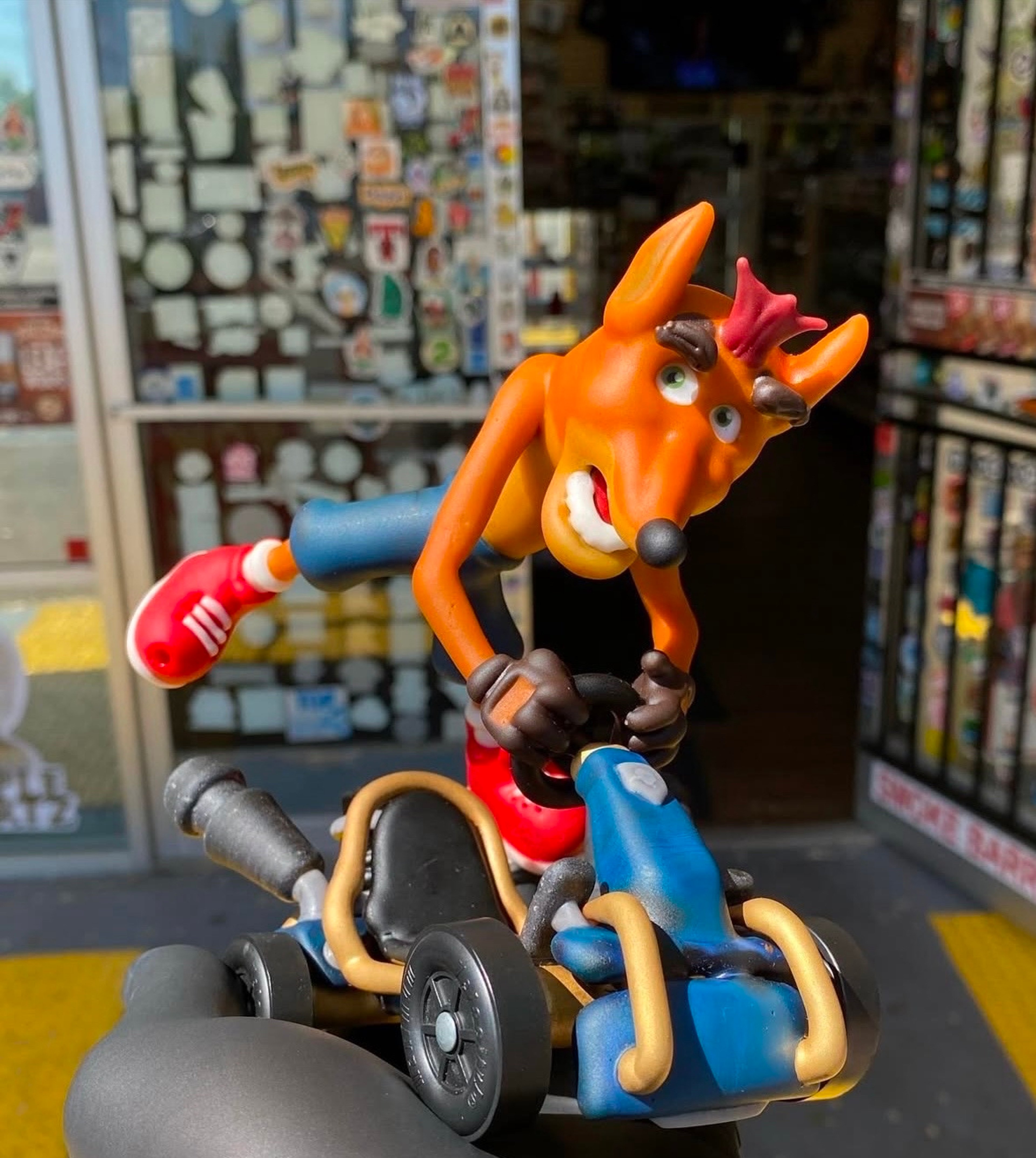 Preview pic of @stellarglass Crash Bandicoot Dry Pipe that is mobile!