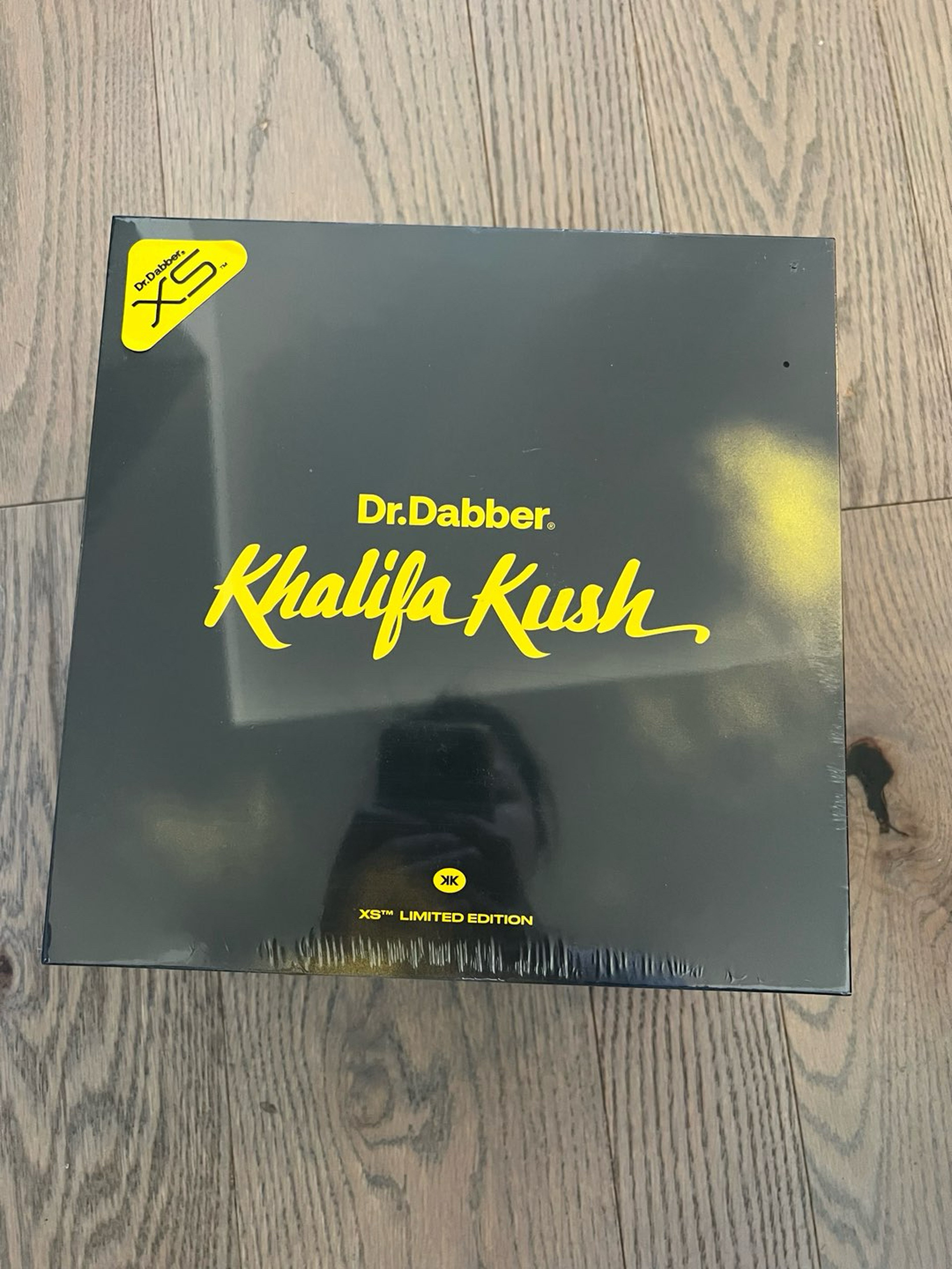Preview pic of XS Khalifa Kush Limited Edition Dr Dabber