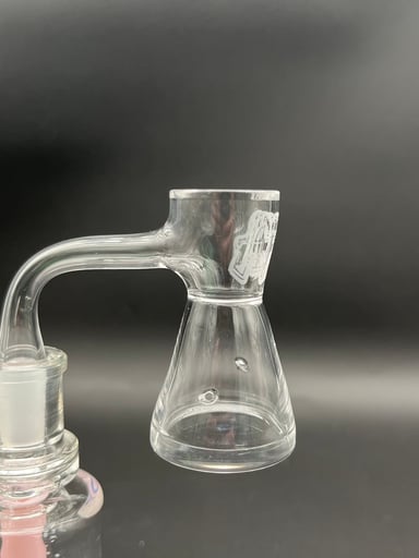 Preview pic of AFM HOURGLASS MAGELLANIC QUARTZ BANGER