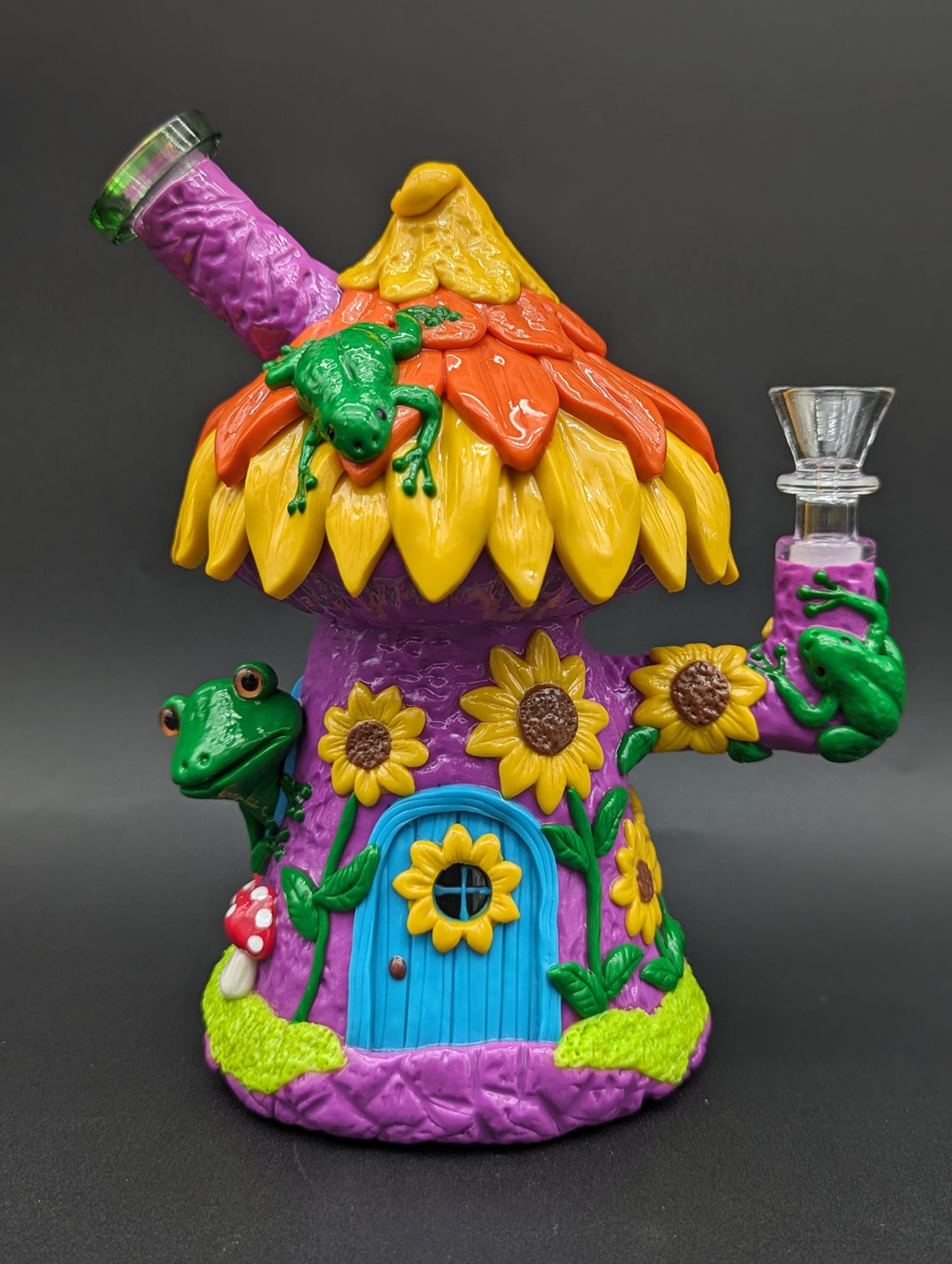 Preview pic of SUNFLOWER FROG HOUSE 3D RESIN BONG