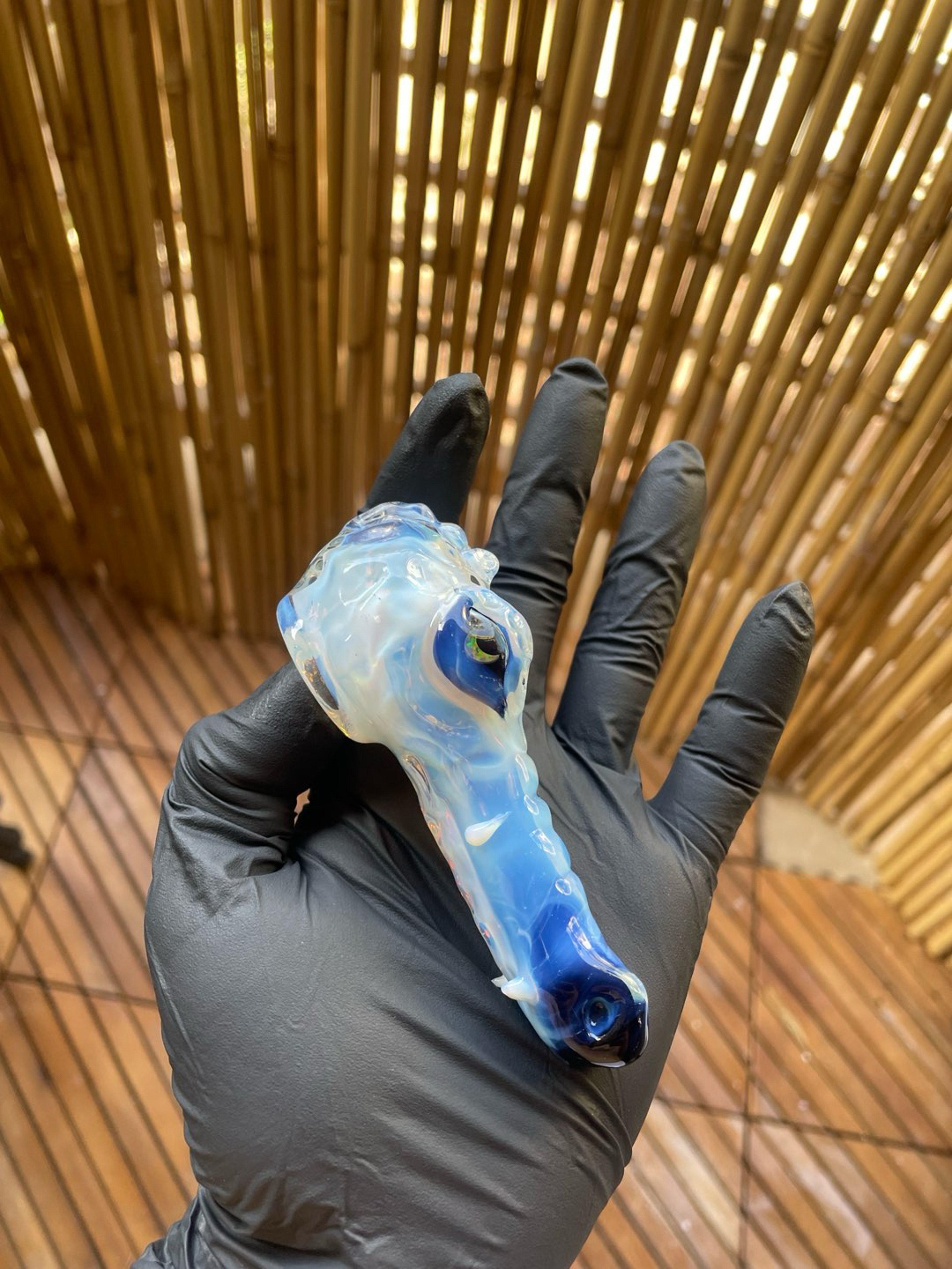 Preview pic of Frosty Croc Pipe